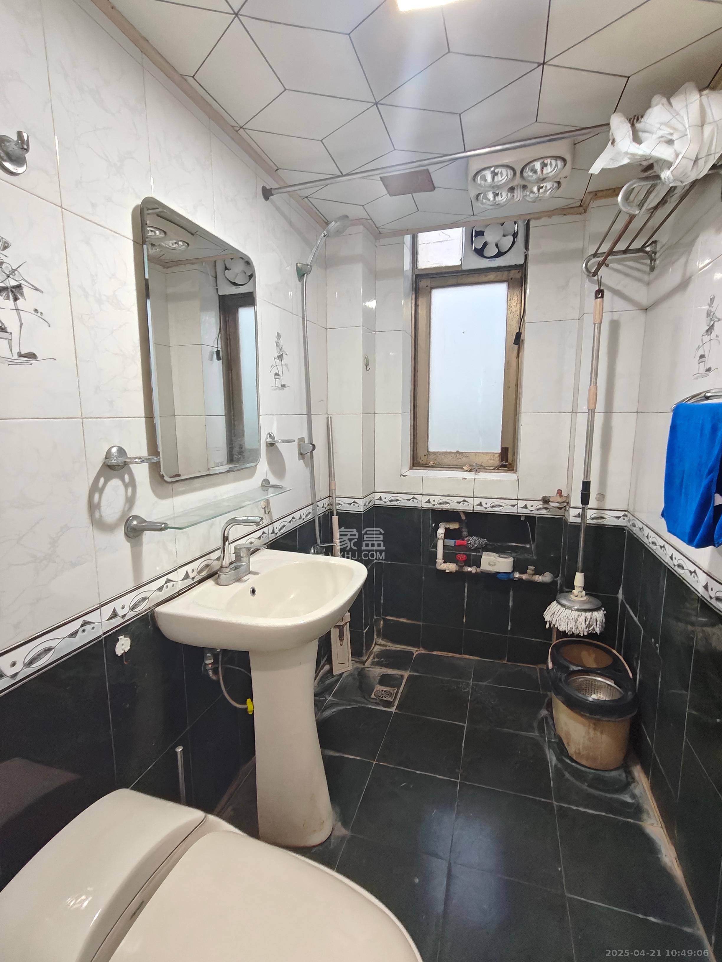 向韶村  2室1厅1卫    2200.0元/月 向韶村  2室1厅1卫    2200.0元/月室内图