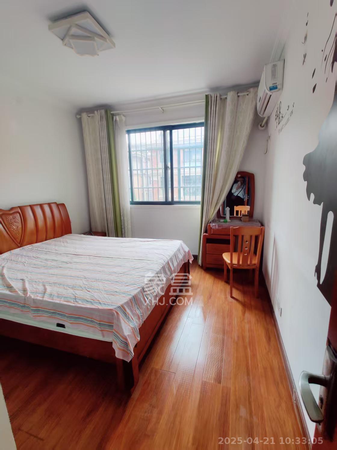 澳海月亮湾 3室2厅1卫 1600.0元/月 澳海月亮湾 3室2厅1卫 1600.0元/月室内图