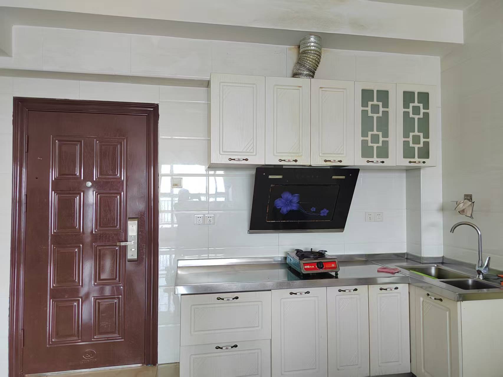 吉泰领寓  1室1厅1卫    1200.0元/月室内图