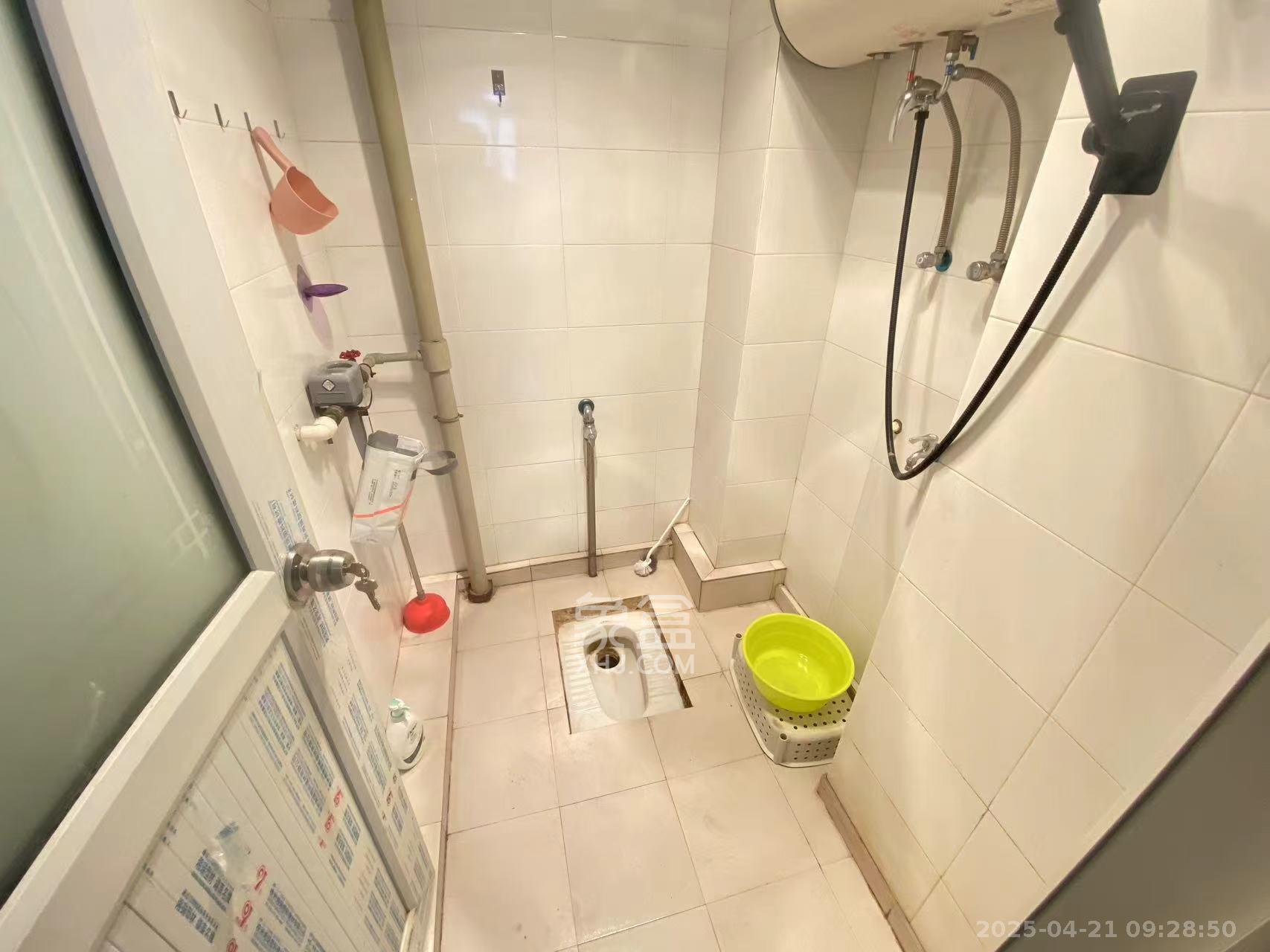 中远公馆 1室1厅1卫 1400.0元/月 中远公馆 1室1厅1卫 1400.0元/月室内图