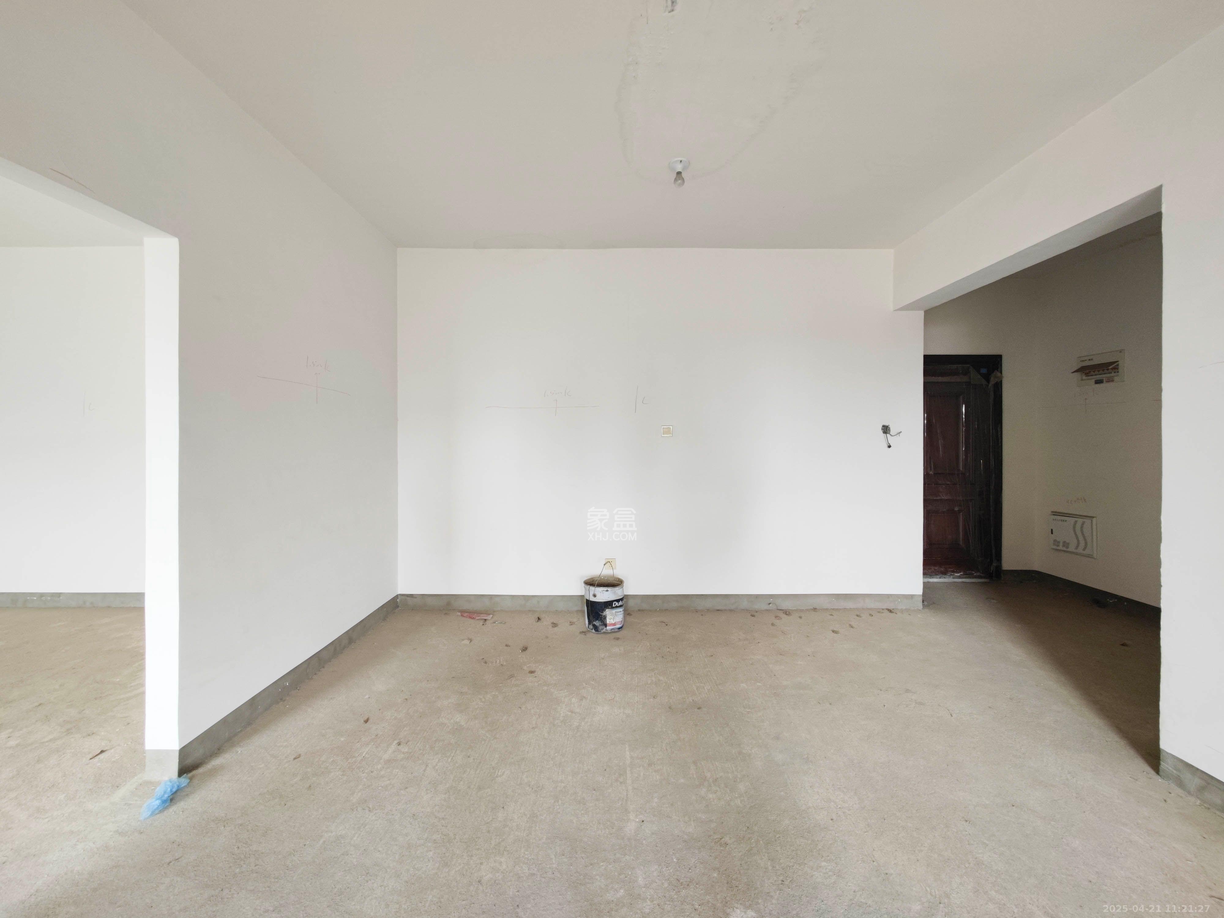 美洲故事高层  3室2厅1卫    1500.0元/月 美洲故事高层  3室2厅1卫    1500.0元/月室内图