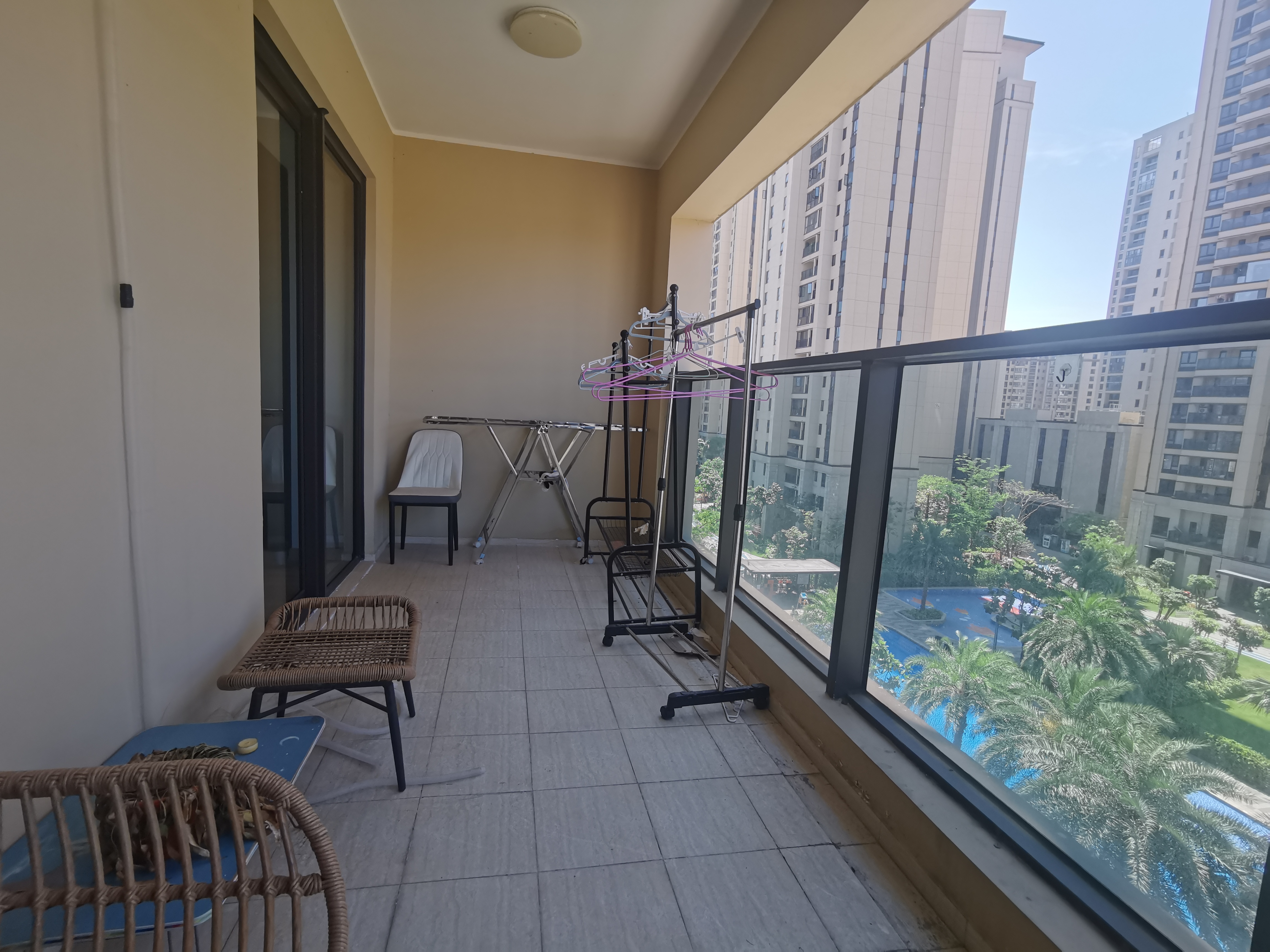 融创海口一号 1室0厅0卫 345.0万 融创海口一号 1室0厅0卫 345.0万客厅