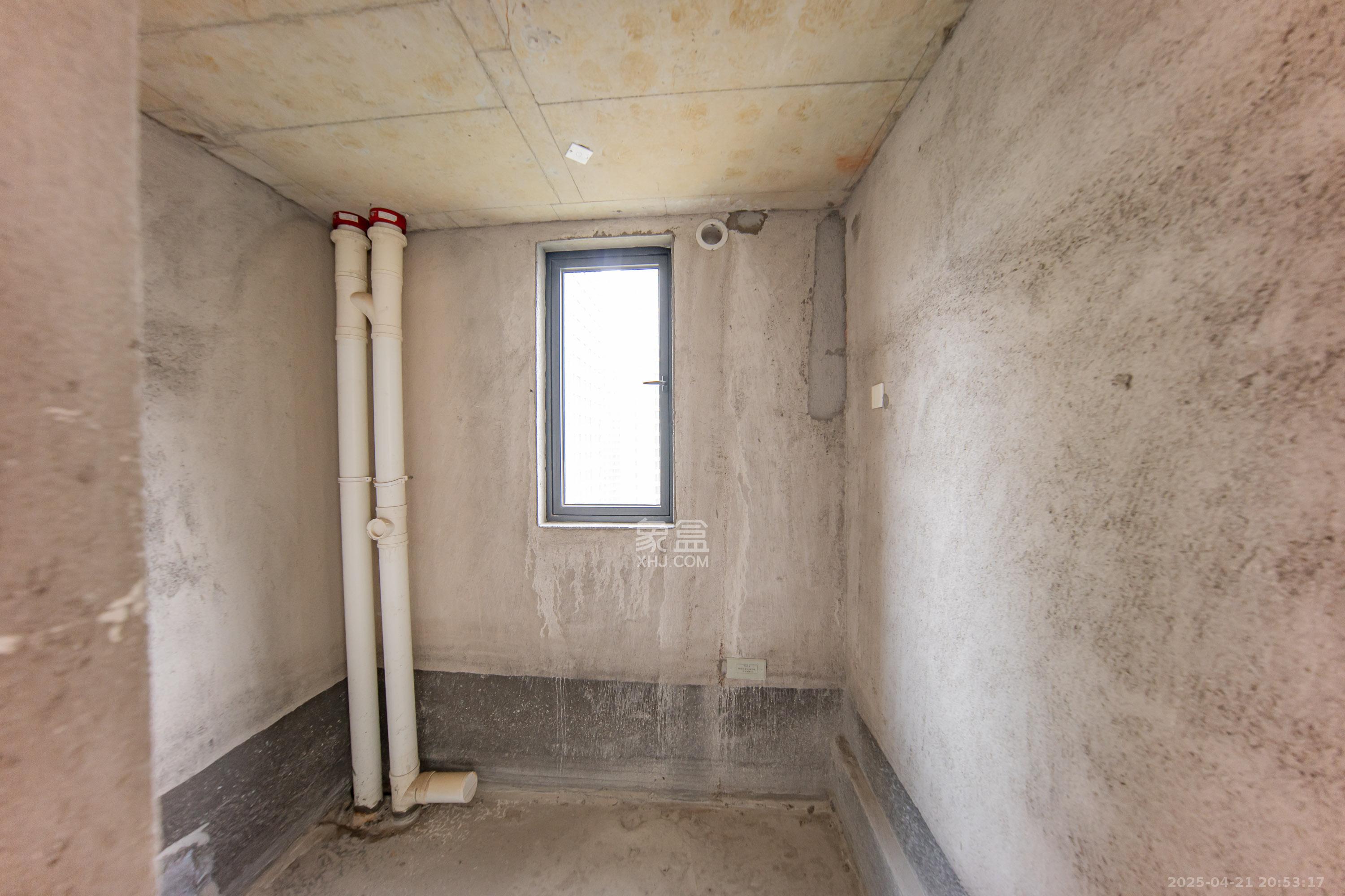 建投象山国际 4室2厅2卫 180.0万 建投象山国际 4室2厅2卫 180.0万卫生间