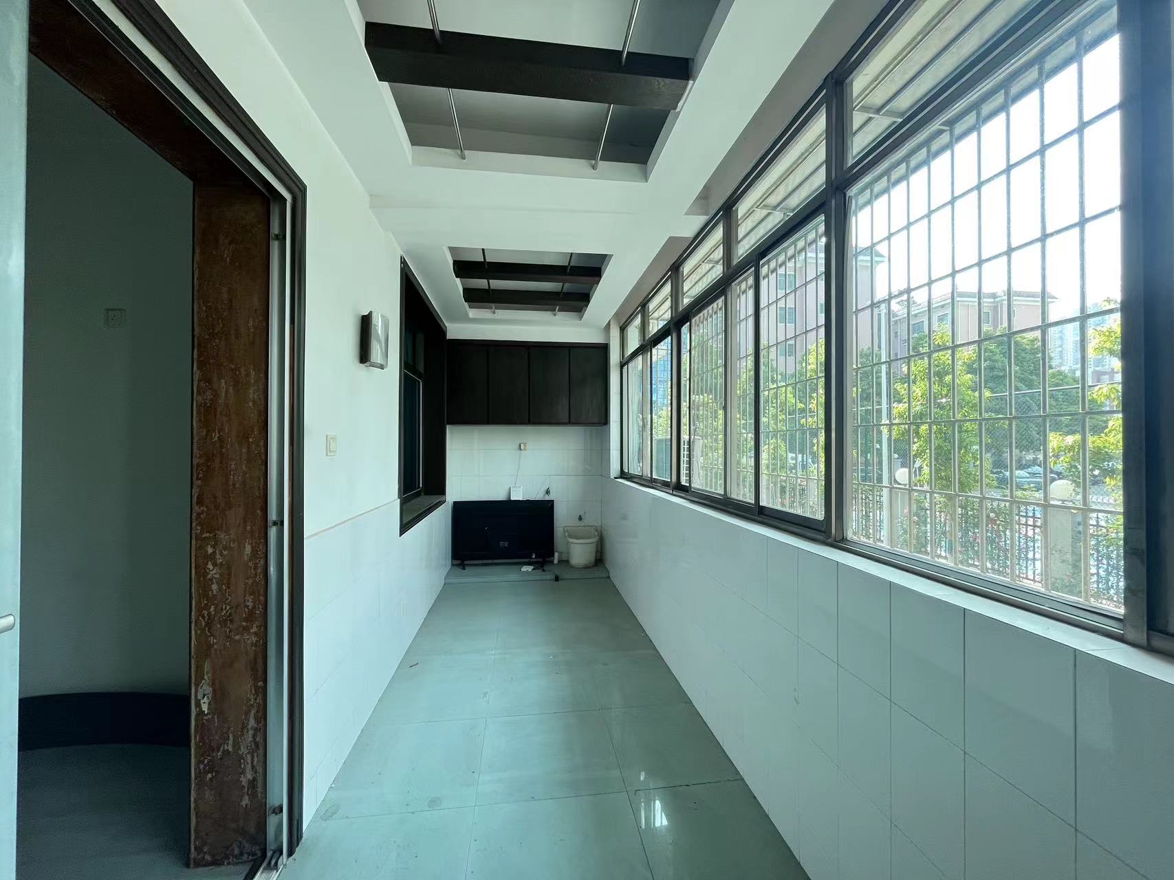 中级人民法院 1室0厅0卫 1800.0元/月 中级人民法院 1室0厅0卫 1800.0元/月室内图