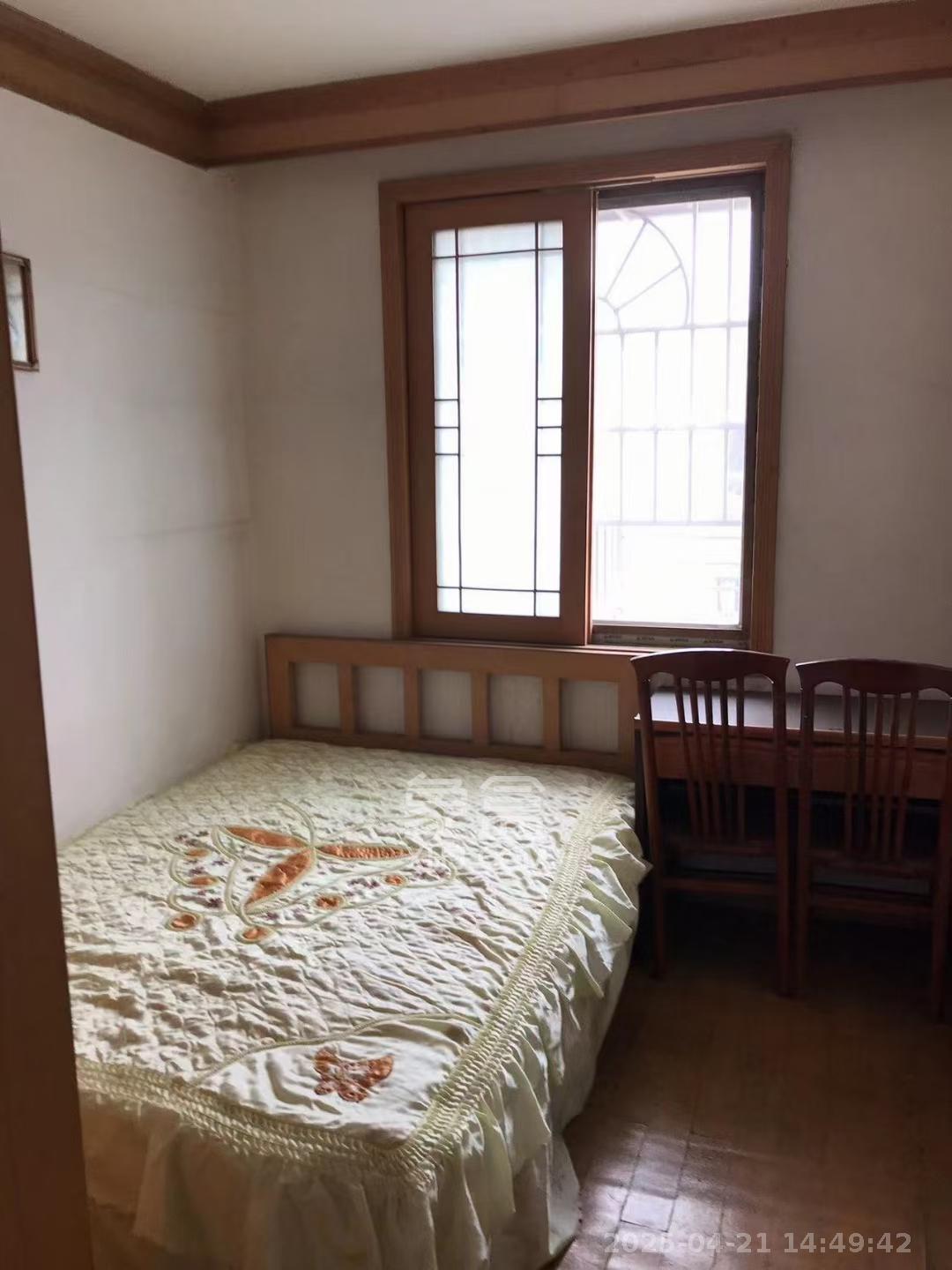 阿弥岭一二片 3室2厅1卫 2000.0元/月 阿弥岭一二片 3室2厅1卫 2000.0元/月室内图