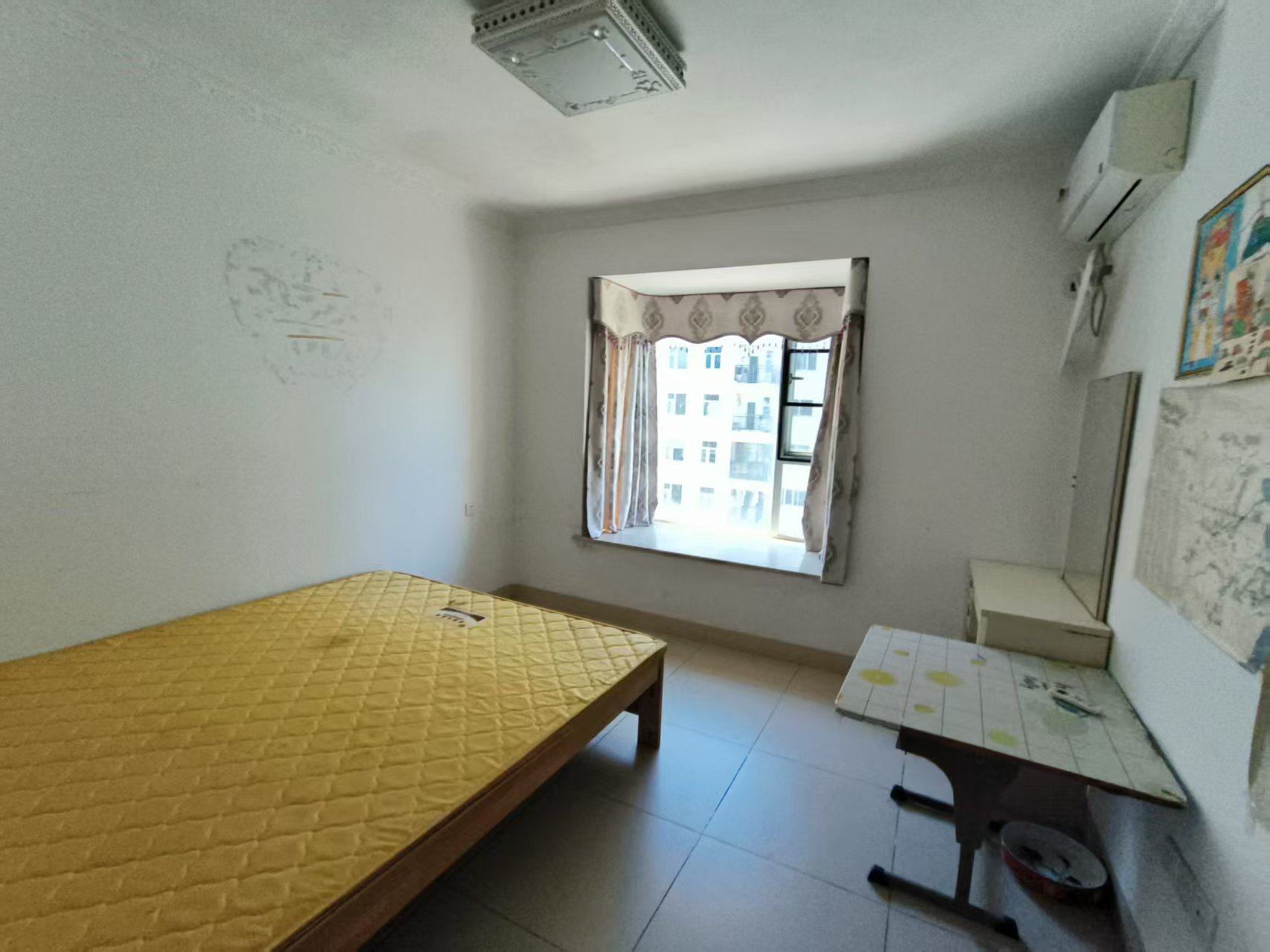 展兴高新花园 2室2厅1卫 2300.0元/月 展兴高新花园 2室2厅1卫 2300.0元/月室内图