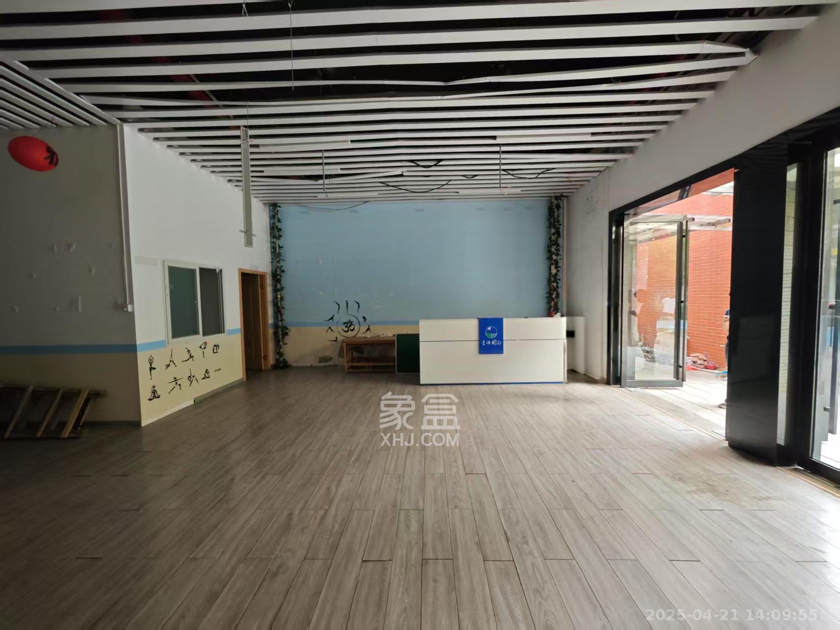 柠檬丽都   240.0㎡      8400.0元/月室内图