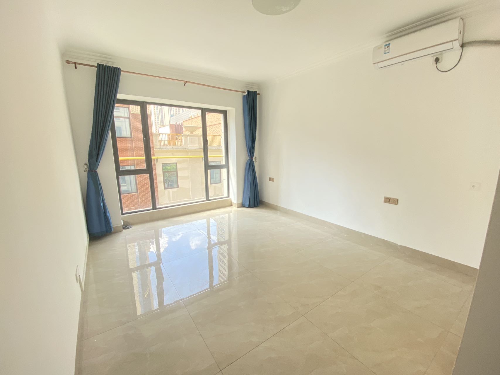 海航豪庭北苑 3室2厅2卫 320.0万 海航豪庭北苑 3室2厅2卫 320.0万室内图