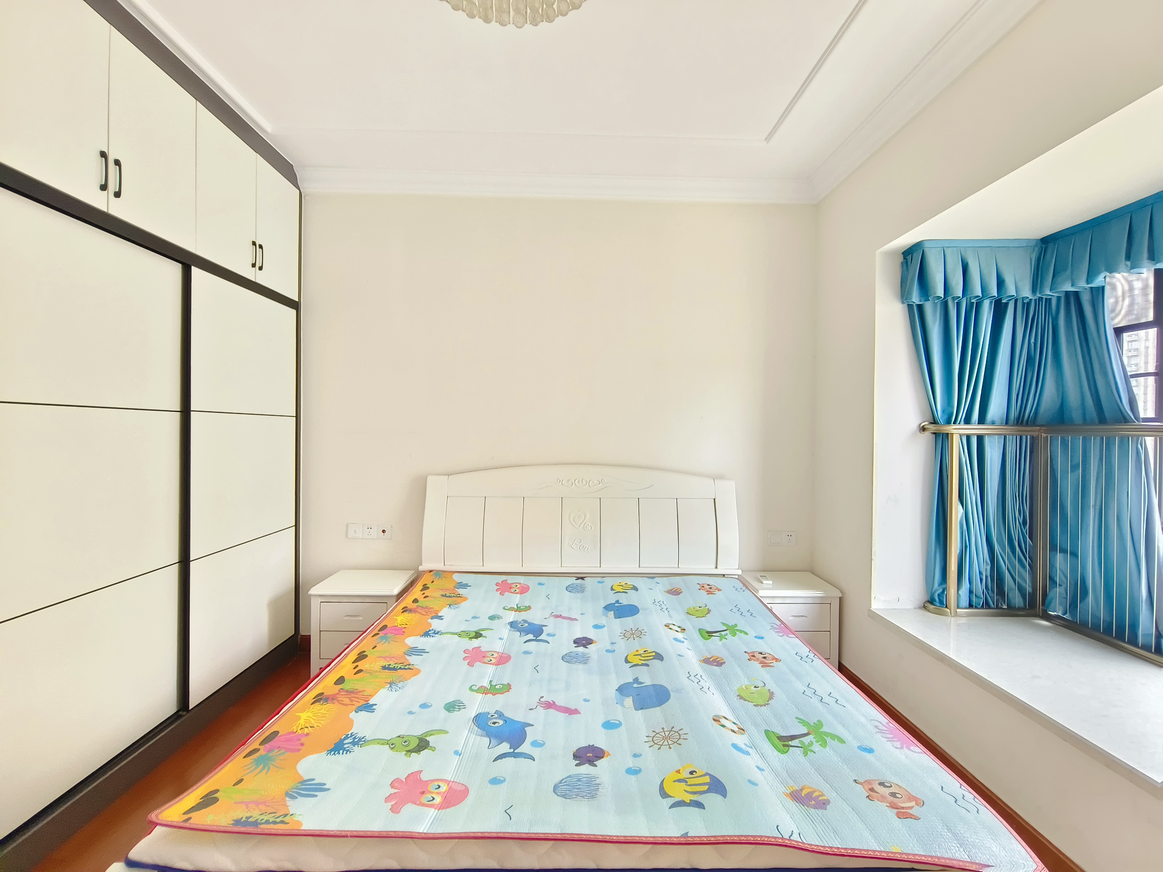 恒大华府 3室2厅2卫 1700.0元/月 恒大华府 3室2厅2卫 1700.0元/月室内图