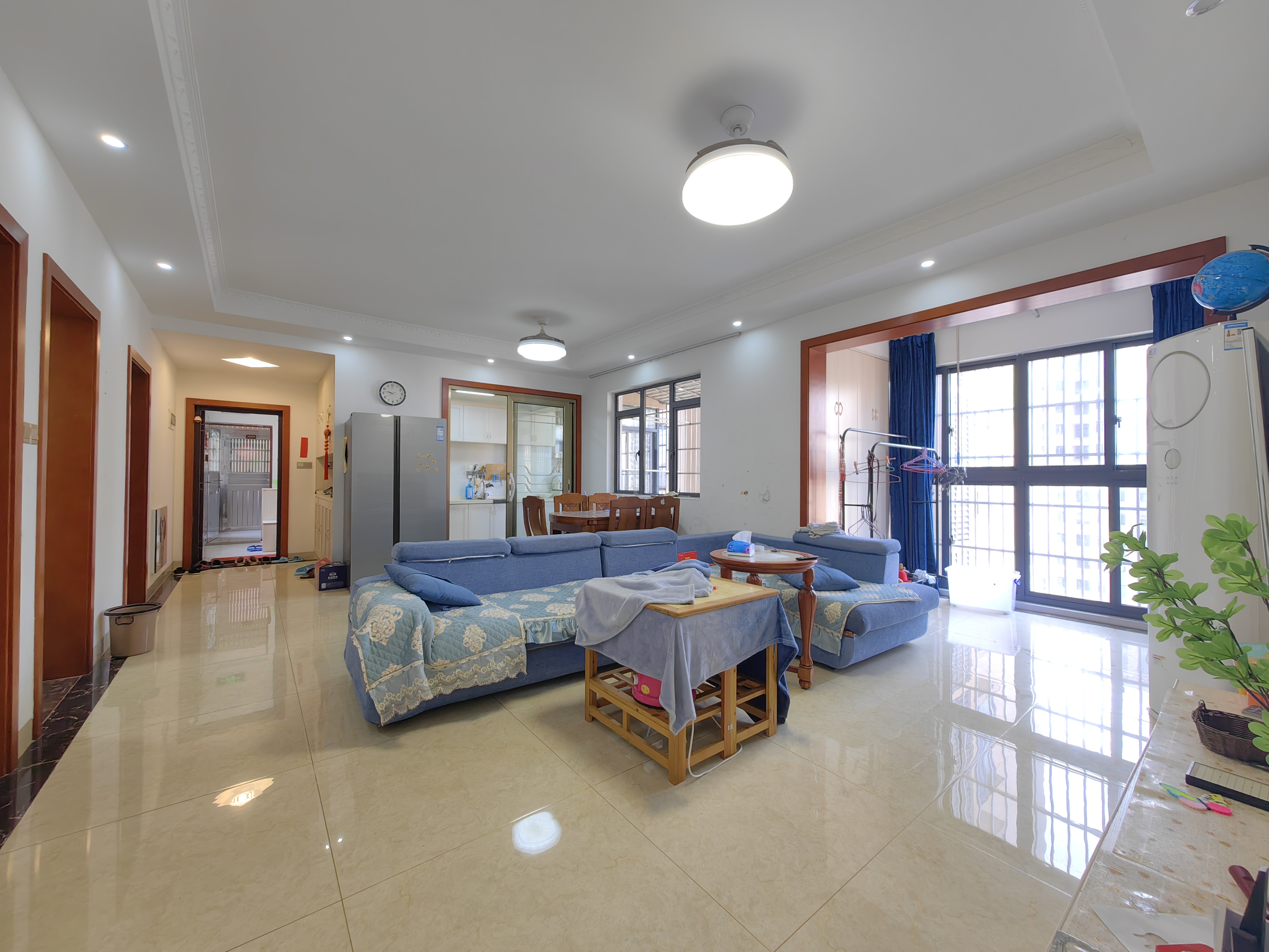 山水洲城华晨第一城 3室2厅2卫 68.0万 山水洲城华晨第一城 3室2厅2卫 68.0万室内图