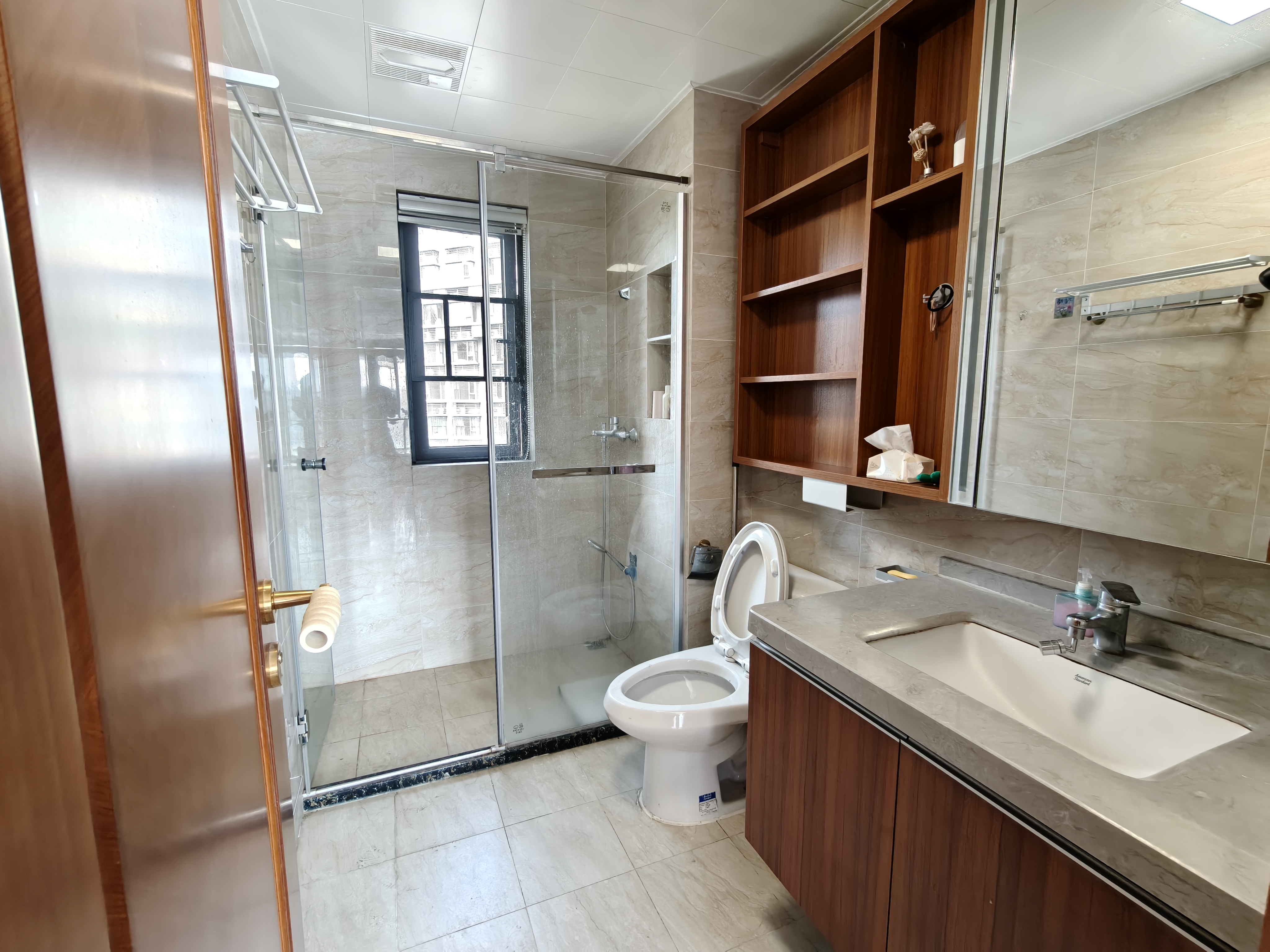 恒大华府 3室2厅2卫 69.8万 恒大华府 3室2厅2卫 69.8万室内图