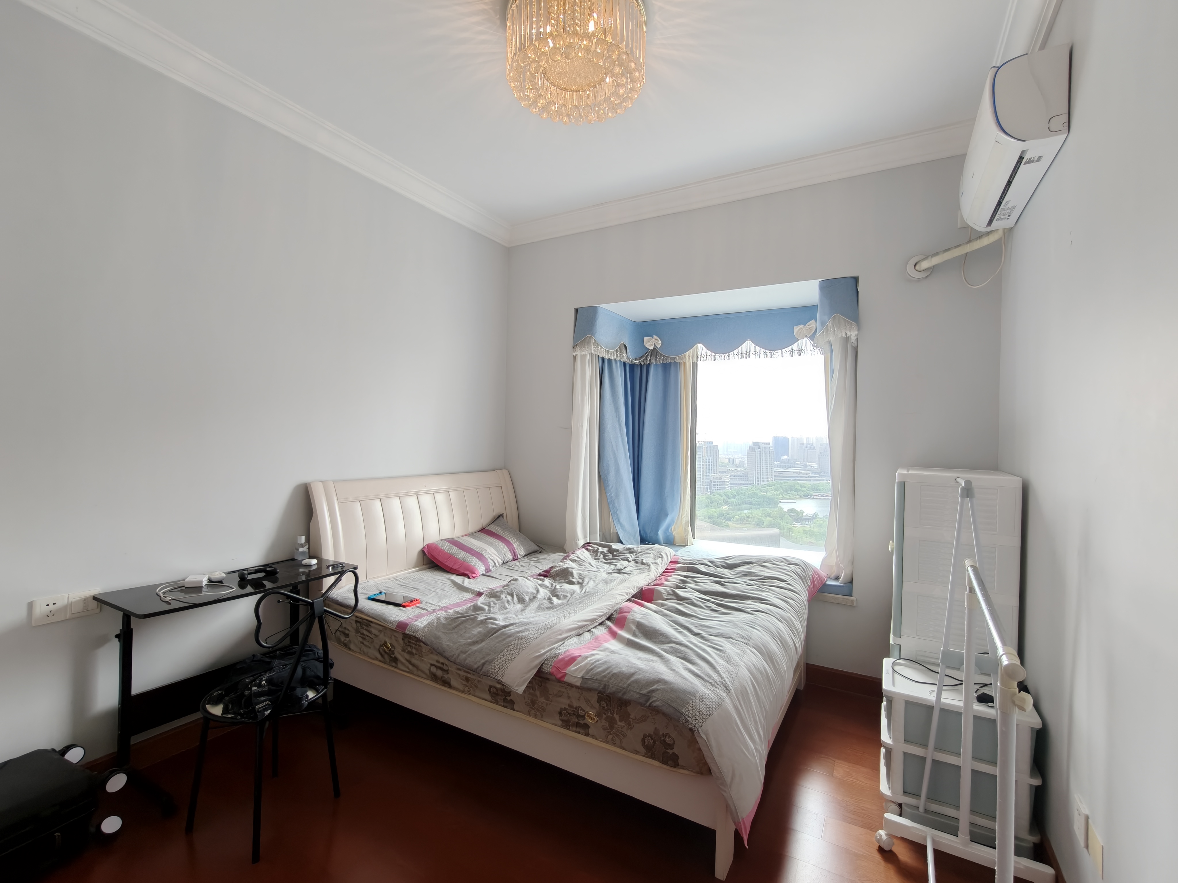 恒大华府 3室2厅2卫 69.8万 恒大华府 3室2厅2卫 69.8万室内图