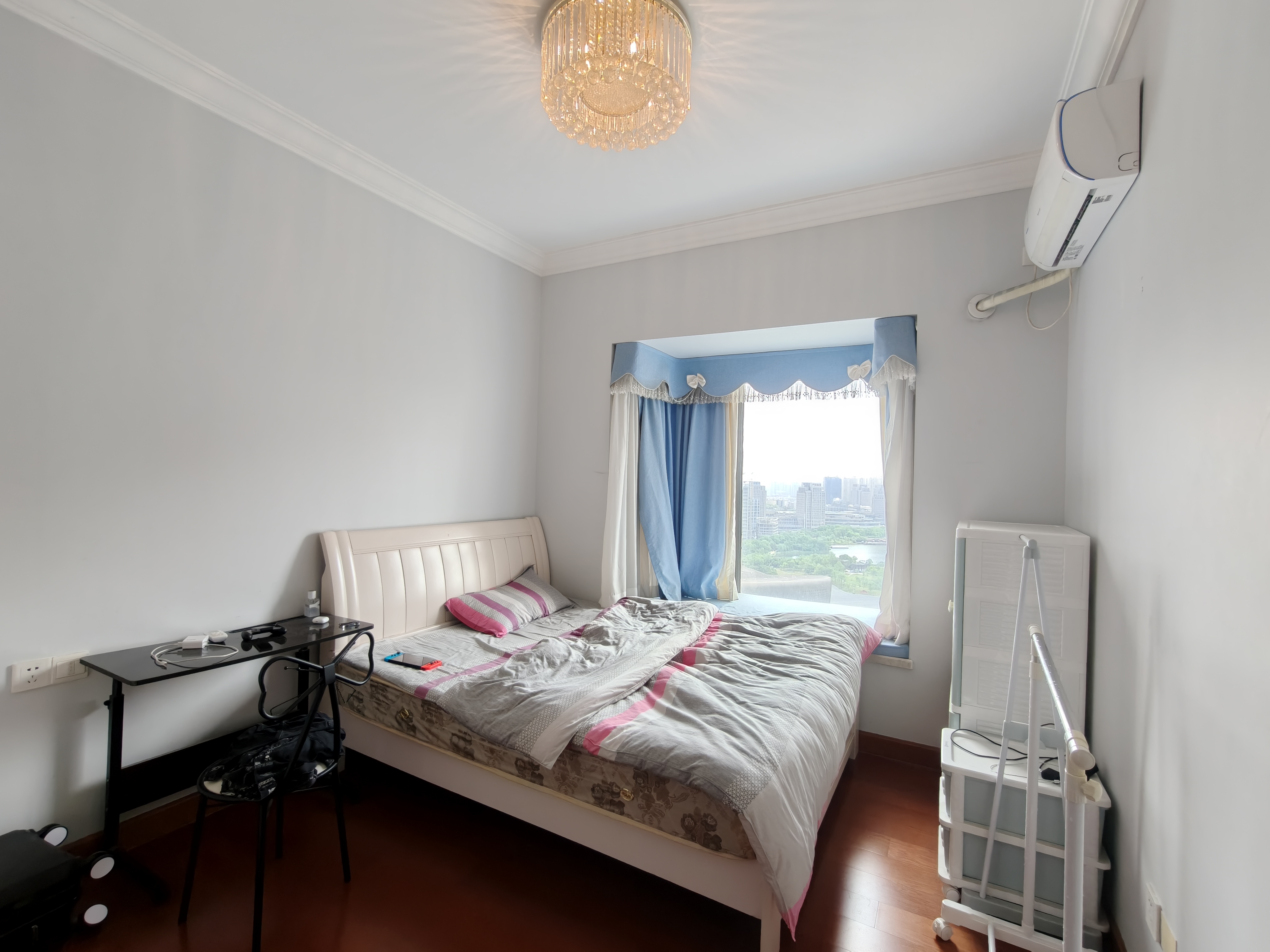 恒大华府 3室2厅2卫 69.8万 恒大华府 3室2厅2卫 69.8万室内图