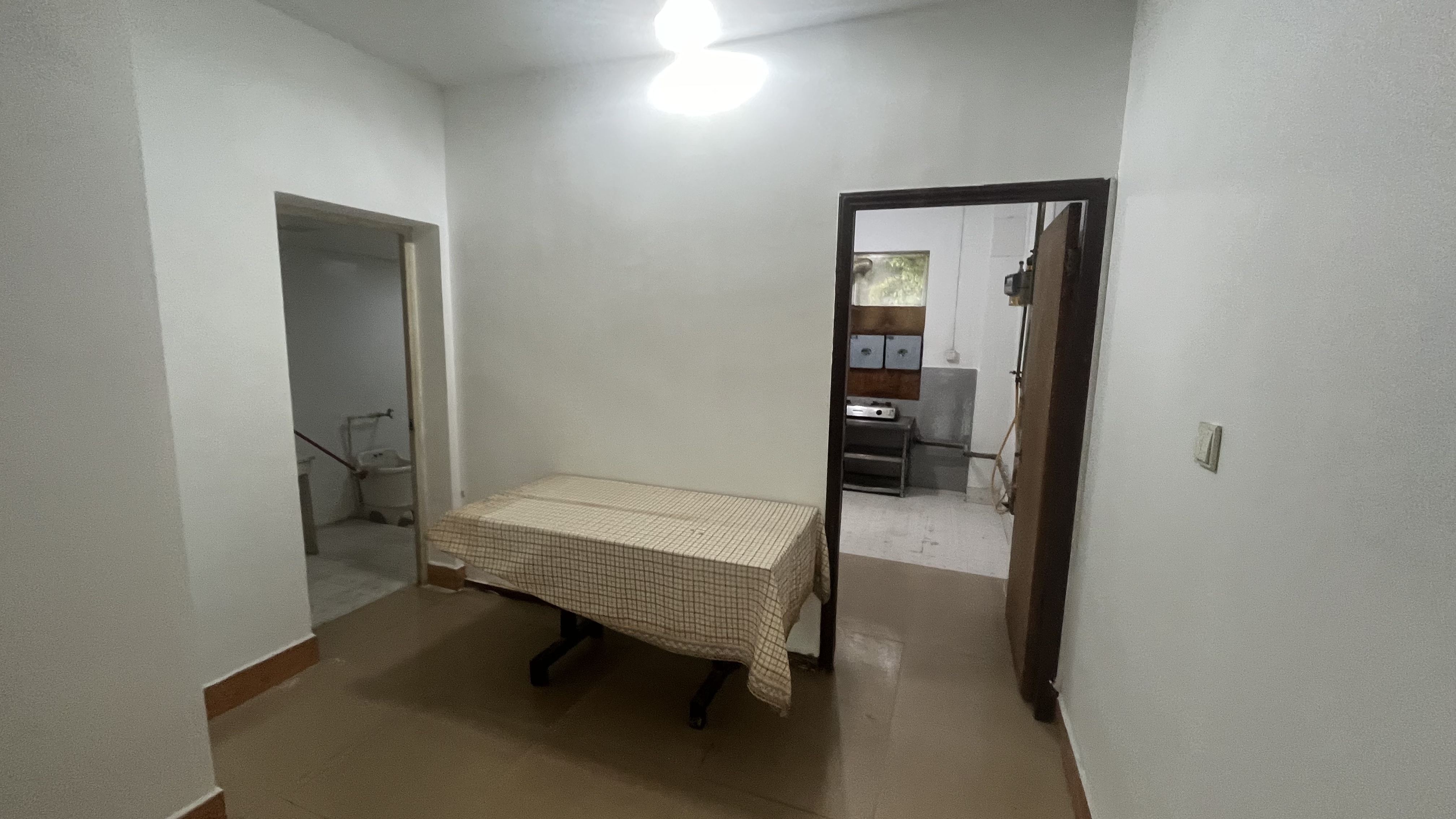 金碧华庭 4室1厅1卫 50.0万 金碧华庭 4室1厅1卫 50.0万室内图