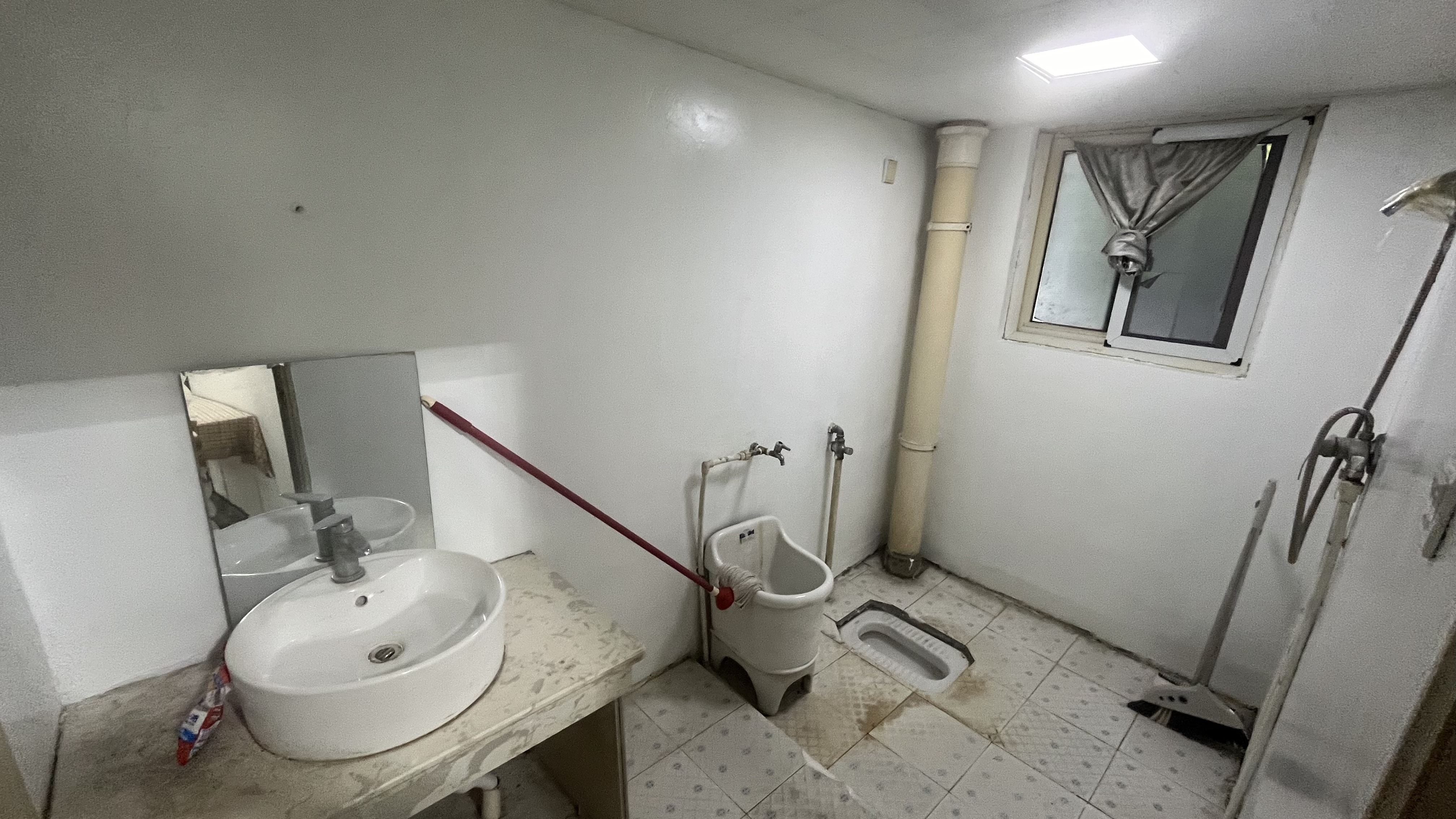 金碧华庭 4室1厅1卫 50.0万 金碧华庭 4室1厅1卫 50.0万室内图