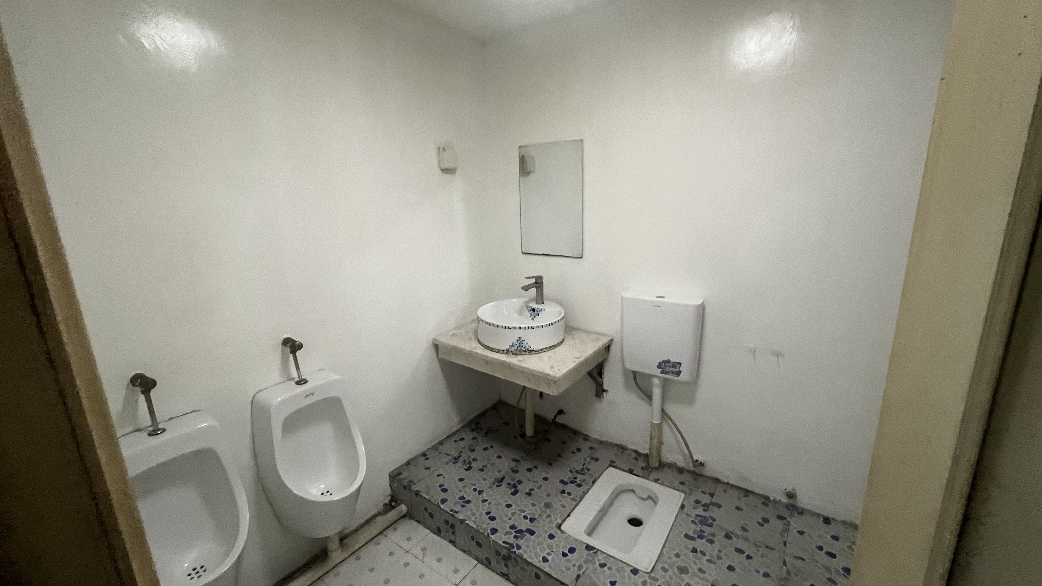 金碧华庭 4室1厅1卫 50.0万 金碧华庭 4室1厅1卫 50.0万室内图