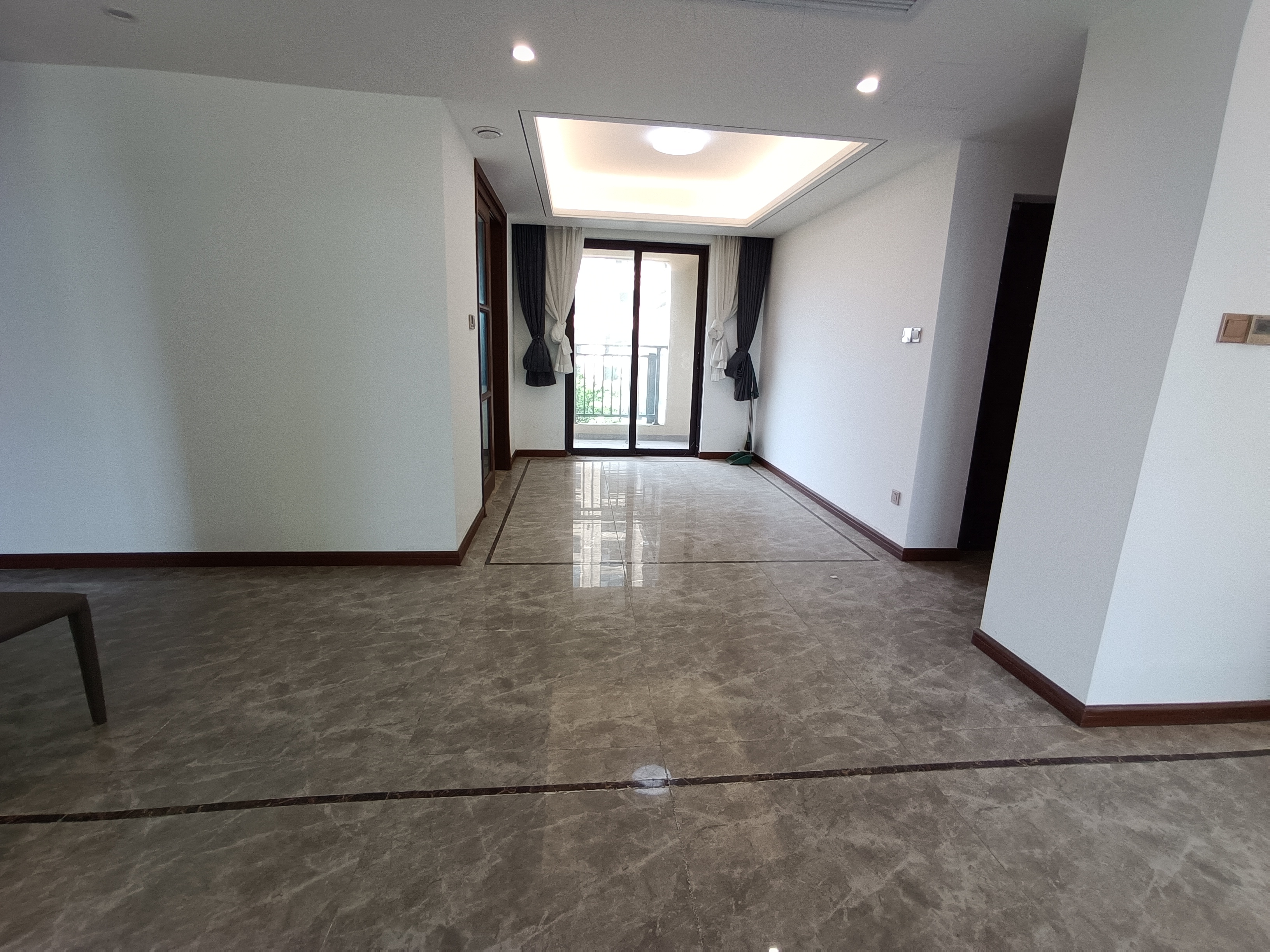 城际空间站 4室2厅2卫 92.0万 城际空间站 4室2厅2卫 92.0万室内图