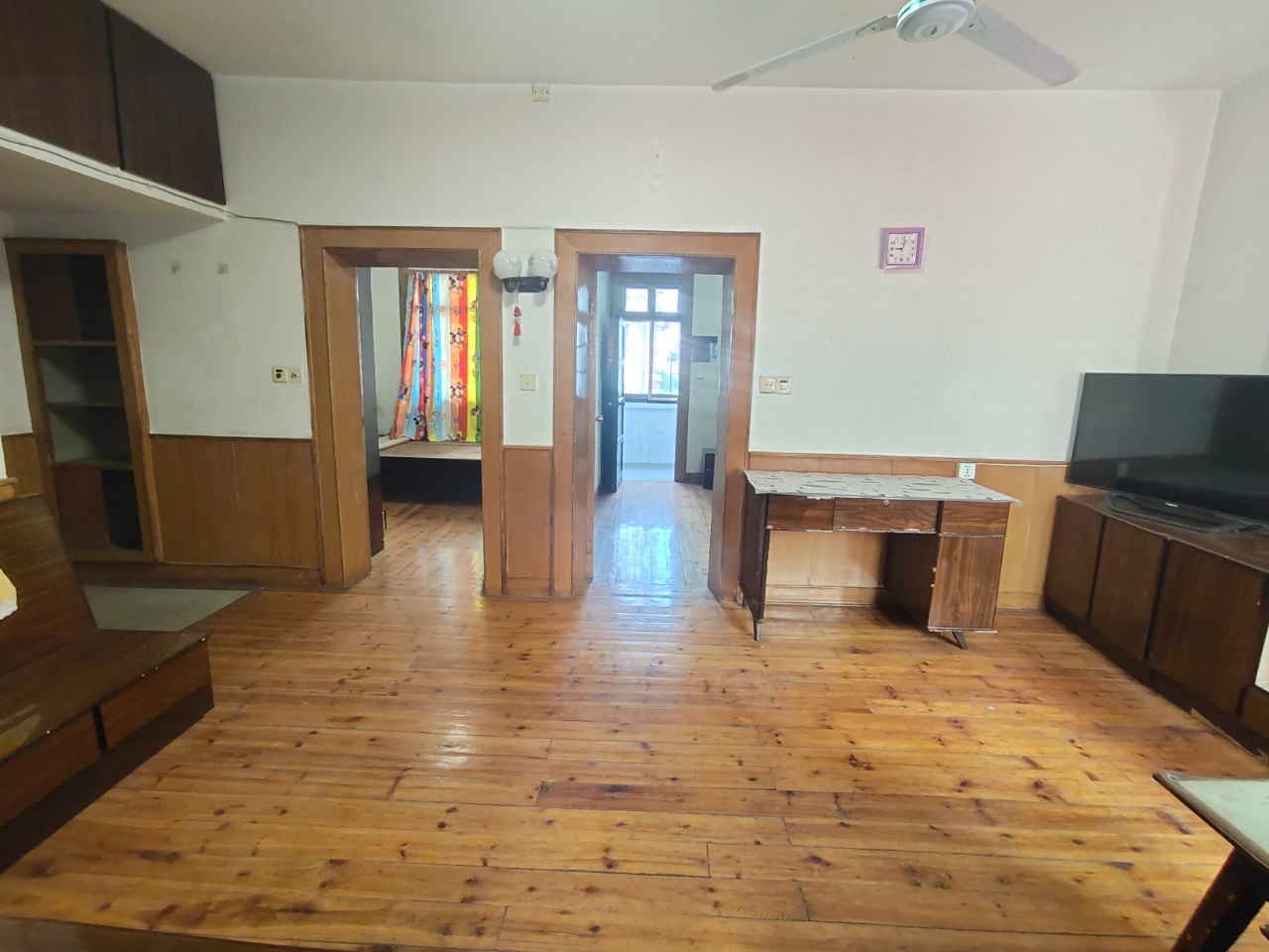 学堂冲二村体育路48号  2室1厅1卫    23.8万室内图