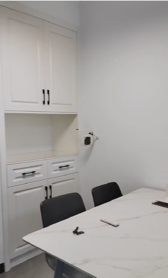 五江碧桂园城市广场 3室2厅1卫 2000.0元/月 五江碧桂园城市广场 3室2厅1卫 2000.0元/月室内图