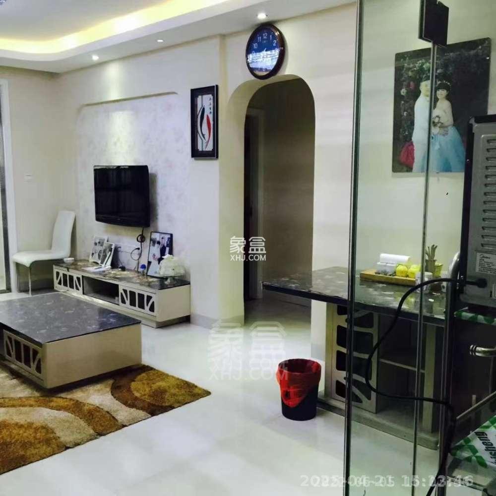 中建御山和苑 3室2厅1卫 1800.0元/月 中建御山和苑 3室2厅1卫 1800.0元/月室内图