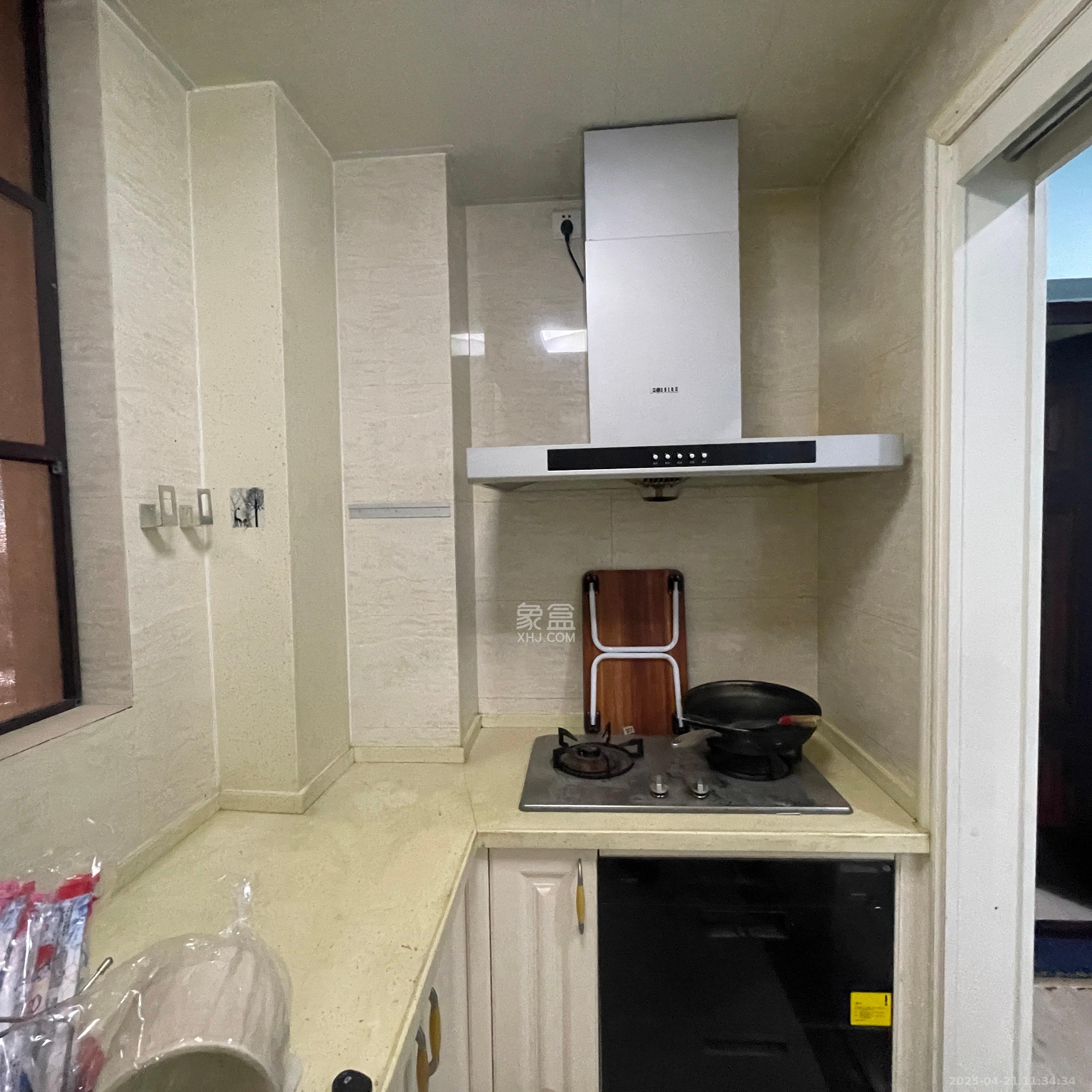 五江天街南区 2室2厅1卫 2400.0元/月 五江天街南区 2室2厅1卫 2400.0元/月室内图