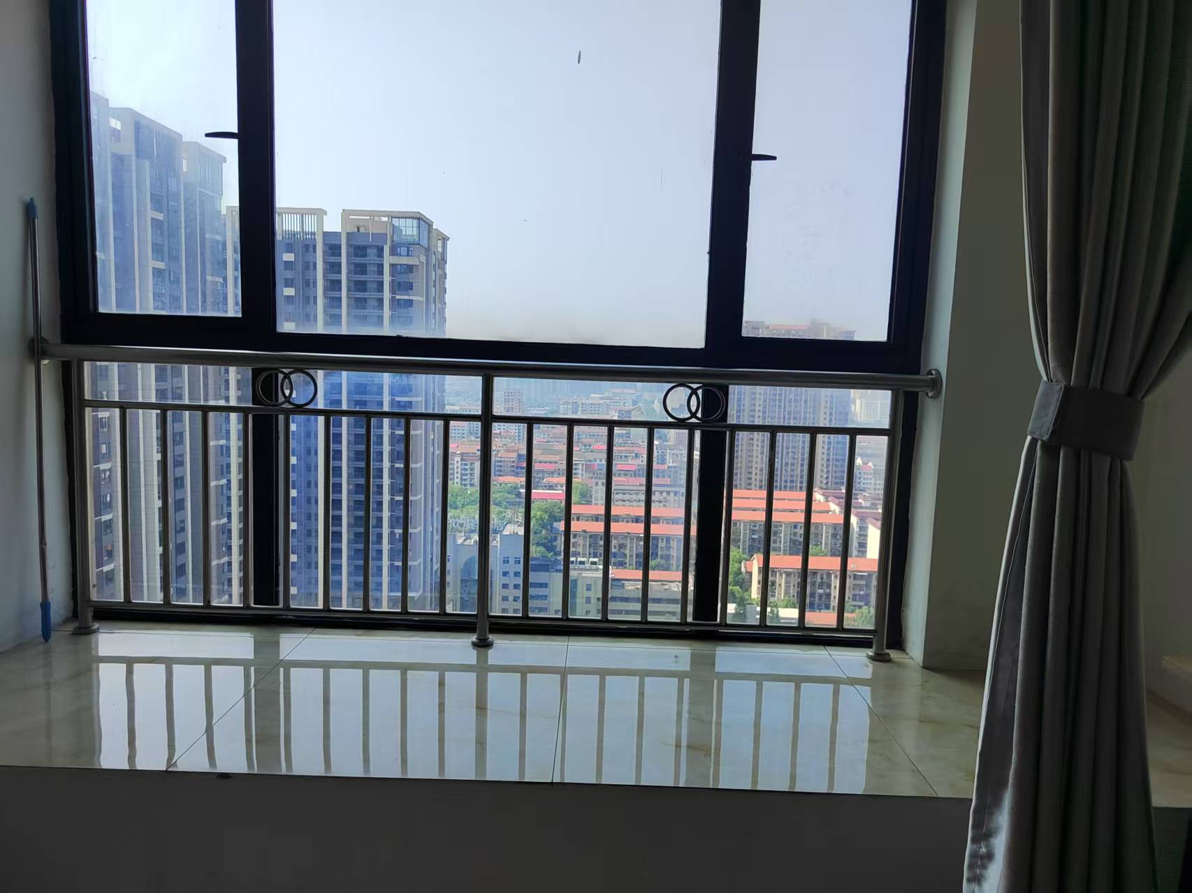 吉泰领寓  1室1厅1卫    1200.0元/月室内图