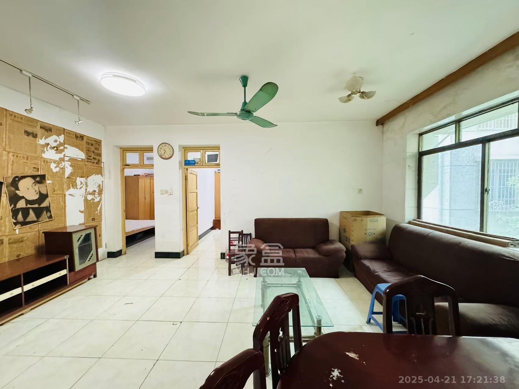 广厦新村 2室1厅1卫 1200.0元/月 广厦新村 2室1厅1卫 1200.0元/月室内图