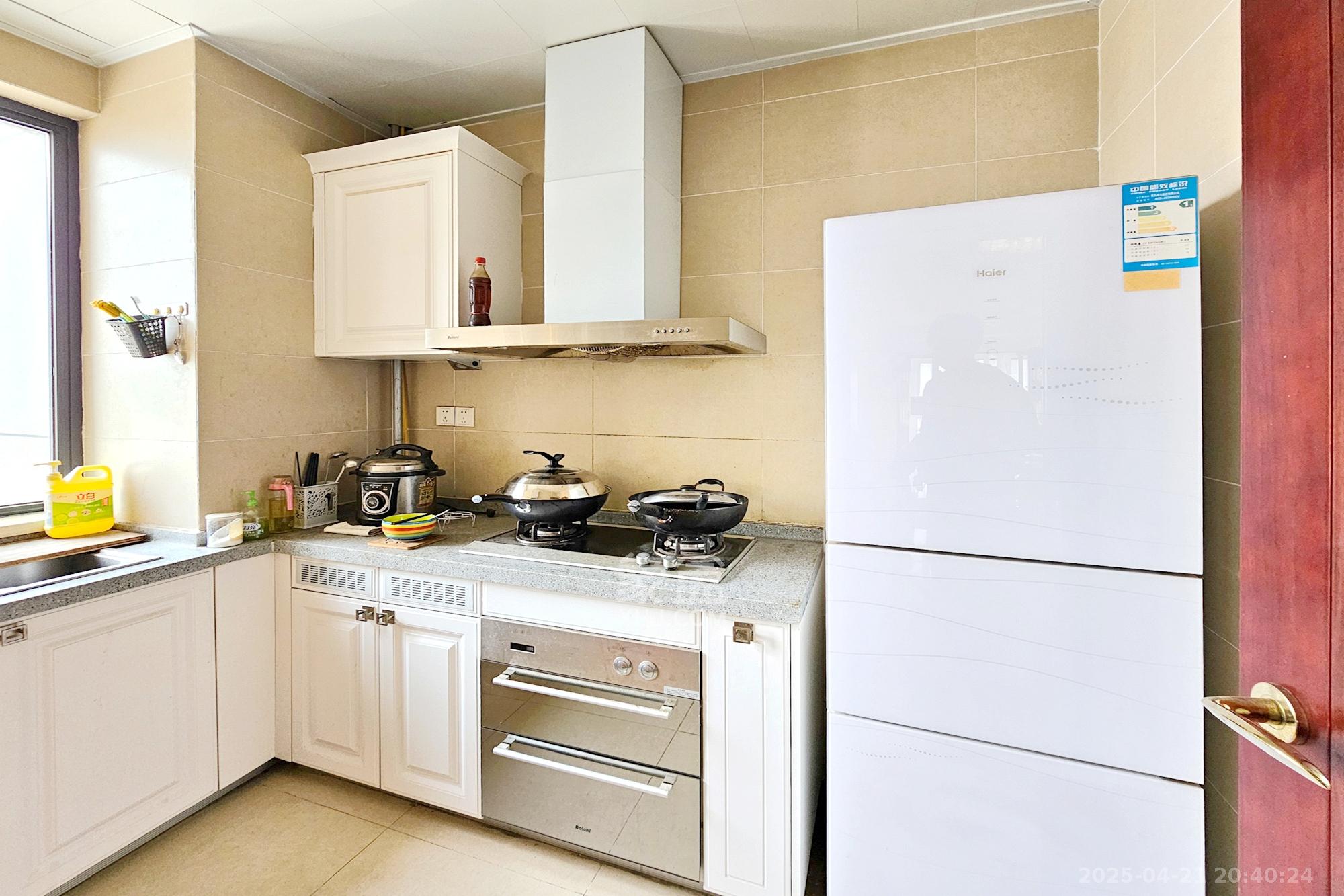 茂华禧都会  2室1厅1卫    80.8万 茂华禧都会  2室1厅1卫    80.8万厨房