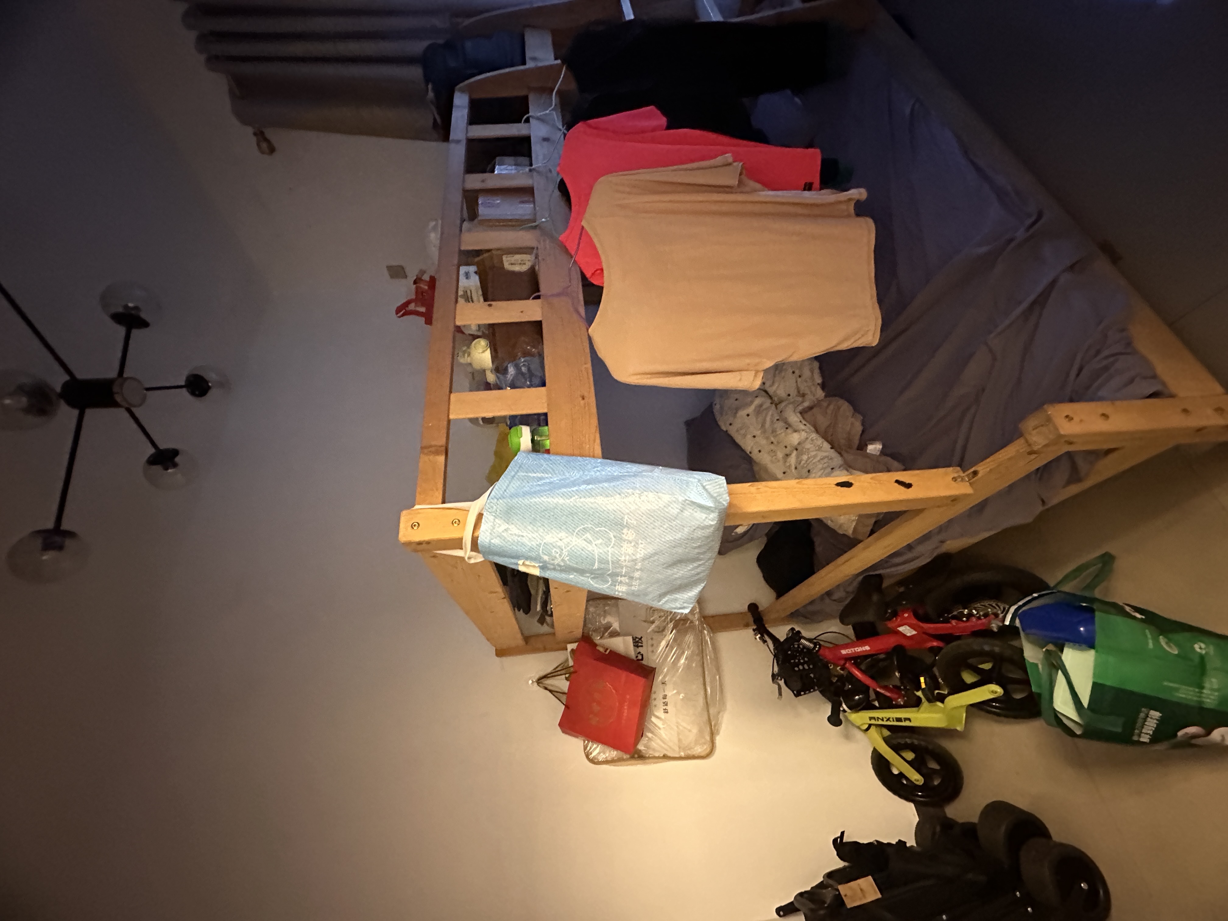 省海运总公司新港东区宿舍  2室1厅1卫    56.0万 省海运总公司新港东区宿舍  2室1厅1卫    56.0万客厅