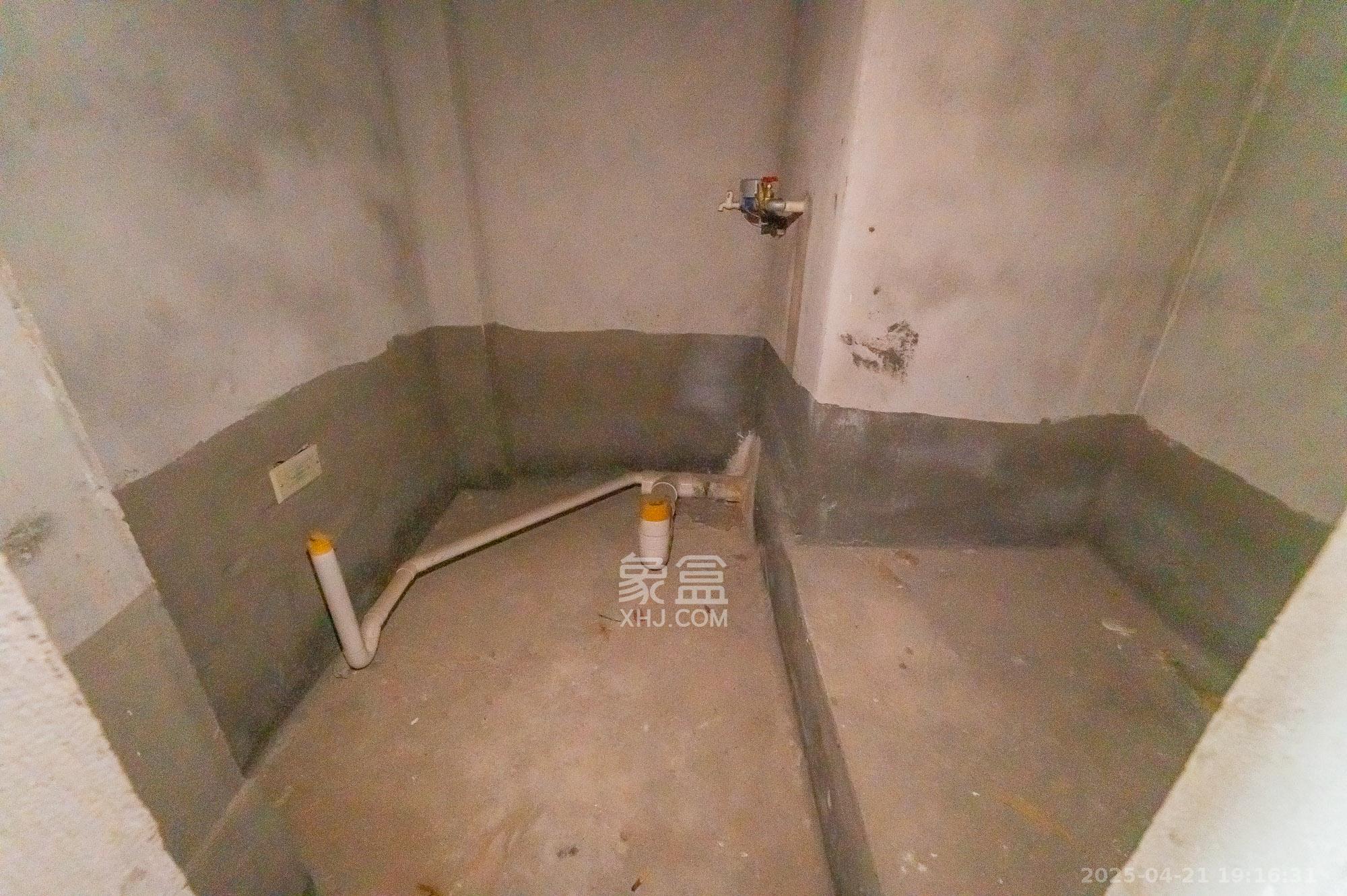 东方航标 1室1厅1卫 23.5万 东方航标 1室1厅1卫 23.5万其他