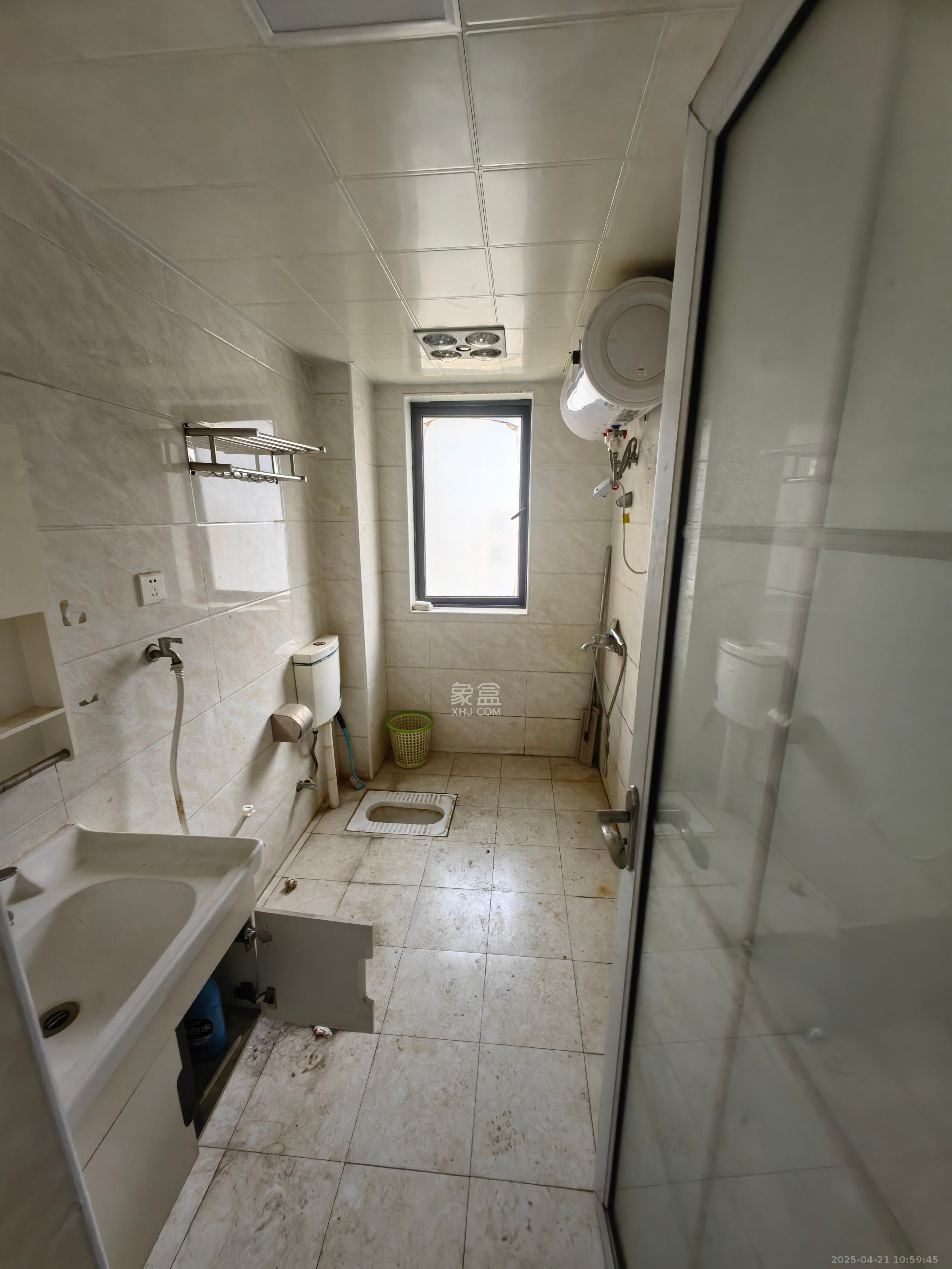 中建芙蓉嘉苑 3室2厅2卫 2500.0元/月 中建芙蓉嘉苑 3室2厅2卫 2500.0元/月室内图