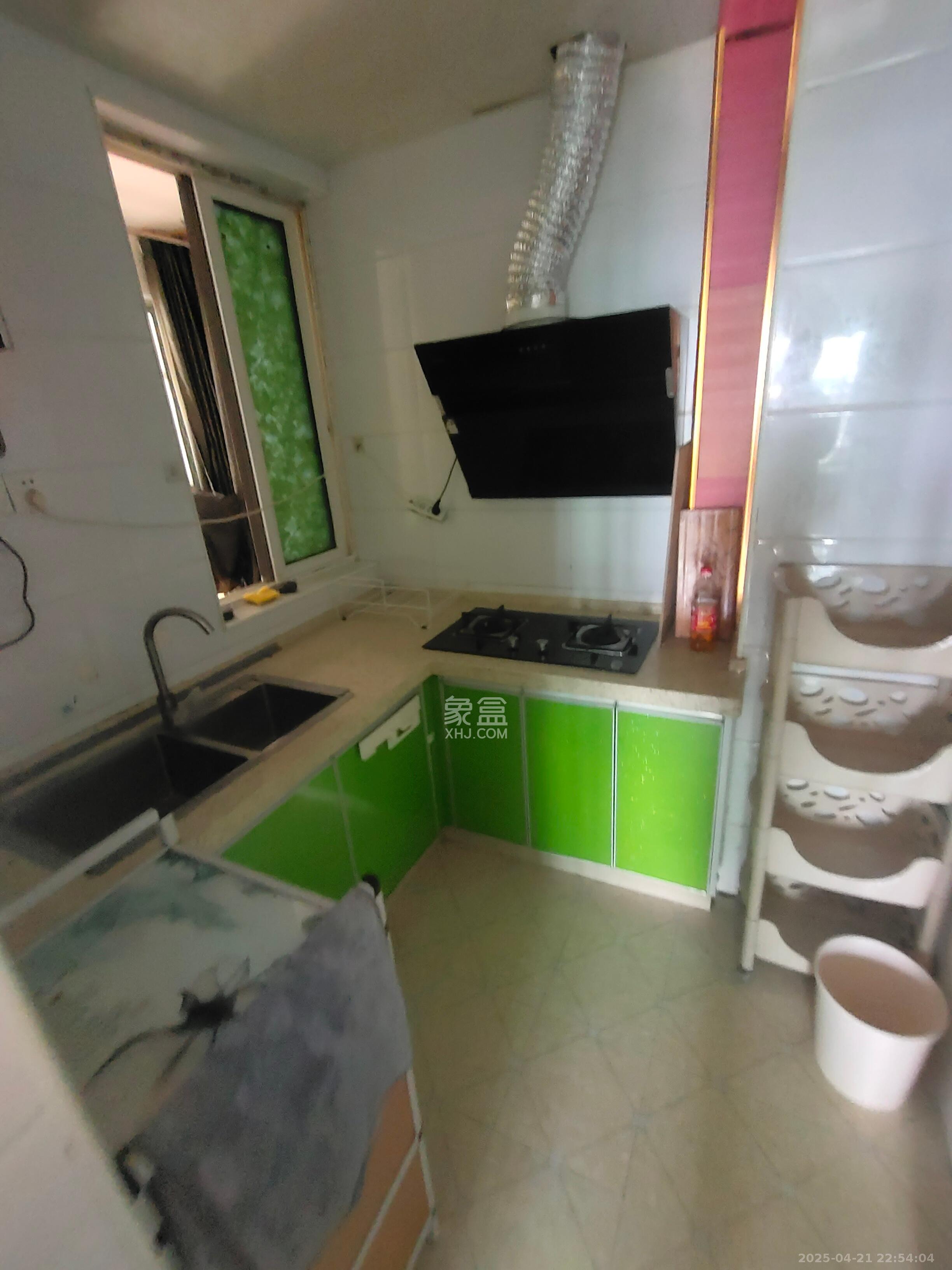 天心华庭  1室1厅1卫   2500.00元/月室内图