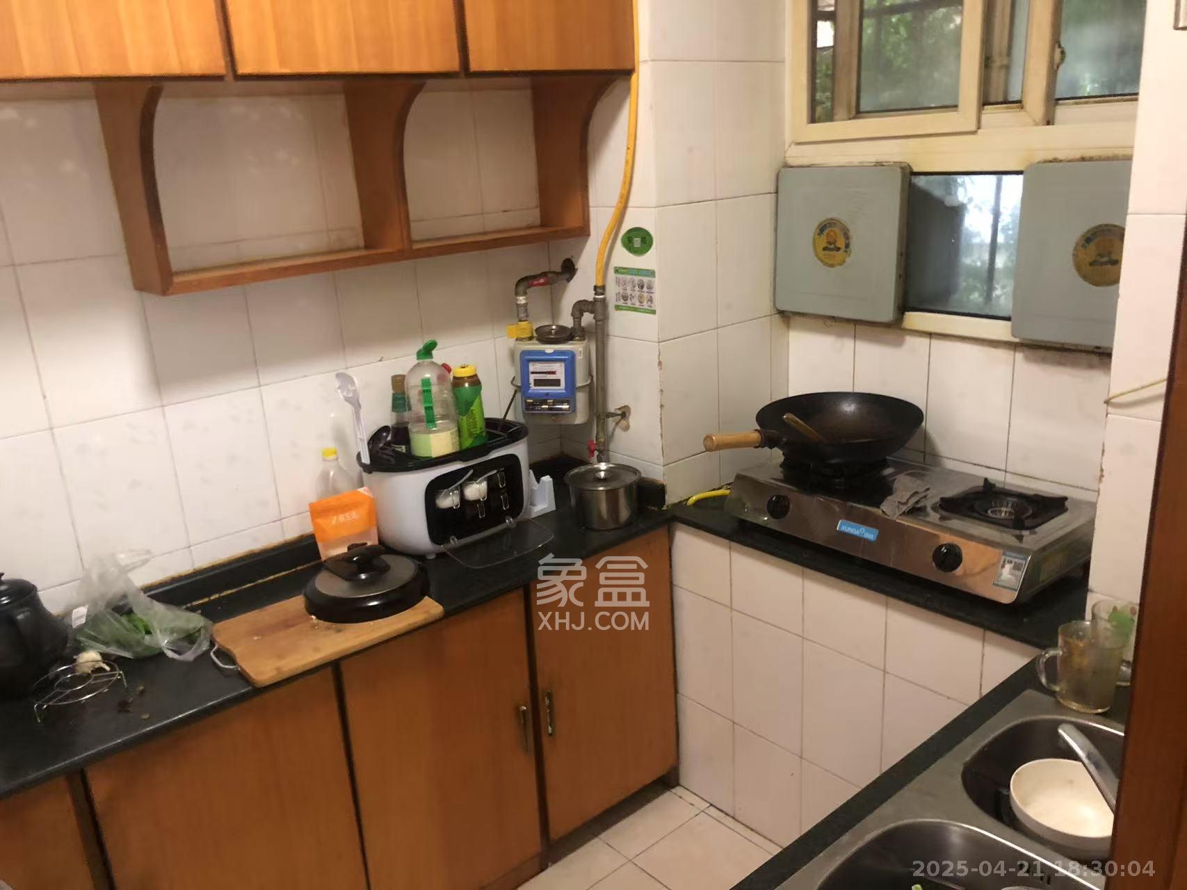 国立投资公司宿舍 2室2厅1卫 2000.0元/月 国立投资公司宿舍 2室2厅1卫 2000.0元/月室内图