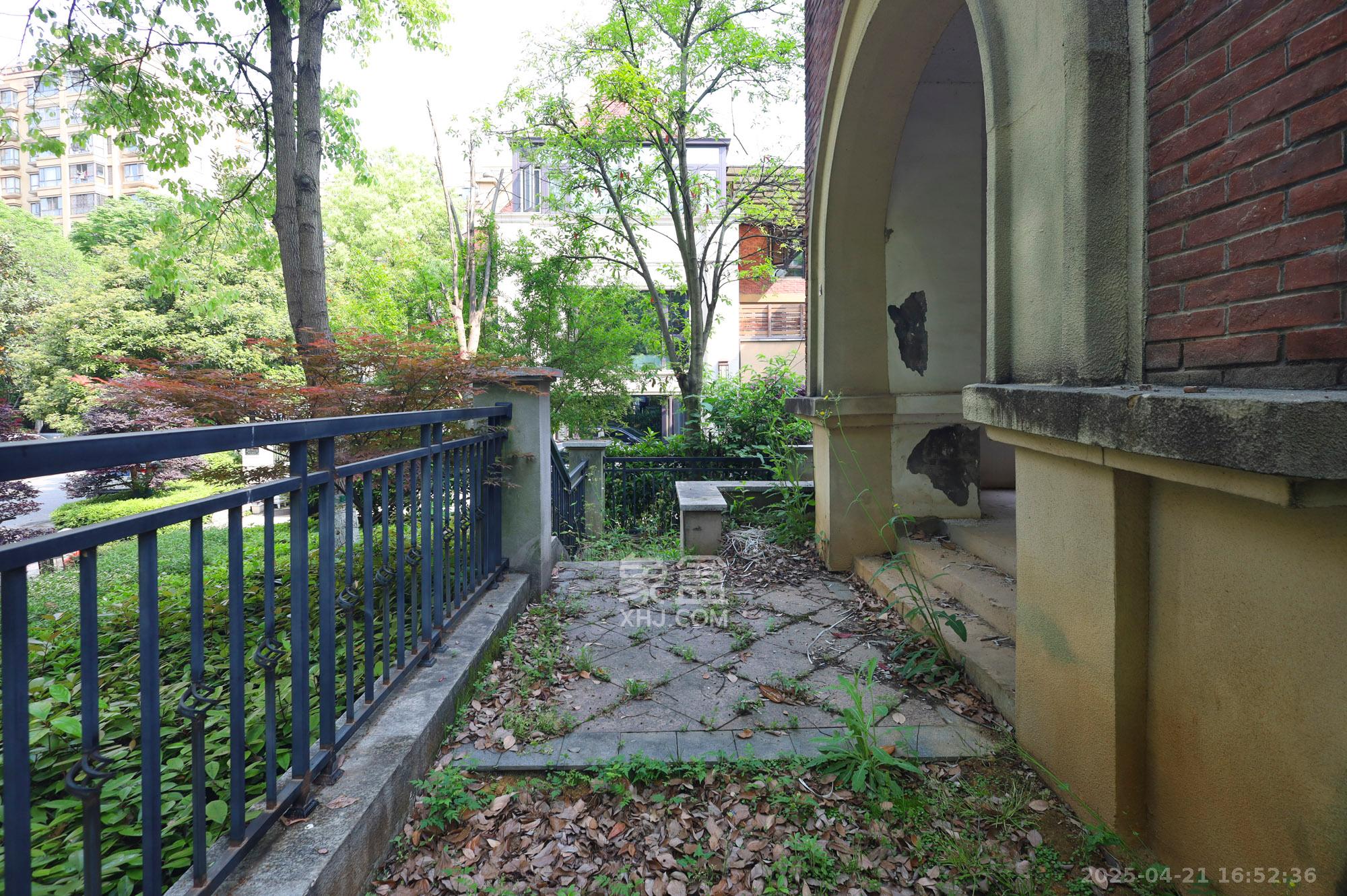 山语城二期 1室0厅0卫 428.0万 山语城二期 1室0厅0卫 428.0万其他