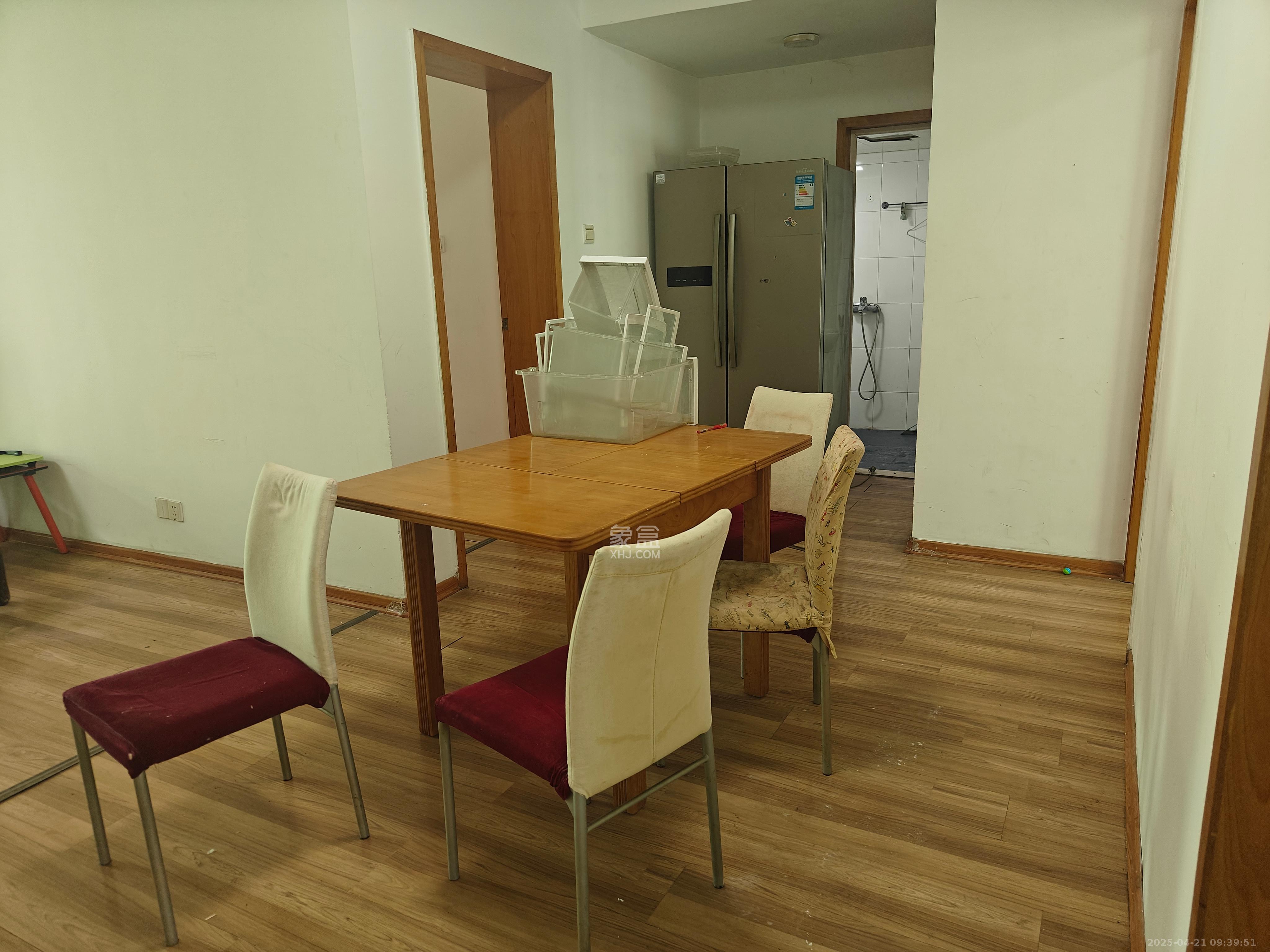 柠檬丽都 3室2厅1卫 2200.0元/月 柠檬丽都 3室2厅1卫 2200.0元/月室内图