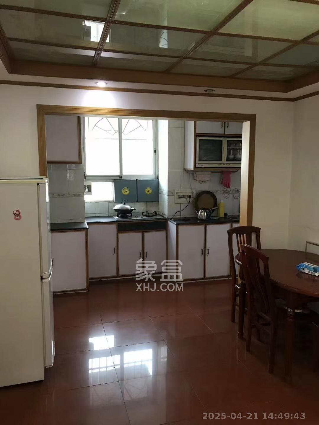 阿弥岭一二片 3室2厅1卫 2000.0元/月 阿弥岭一二片 3室2厅1卫 2000.0元/月室内图