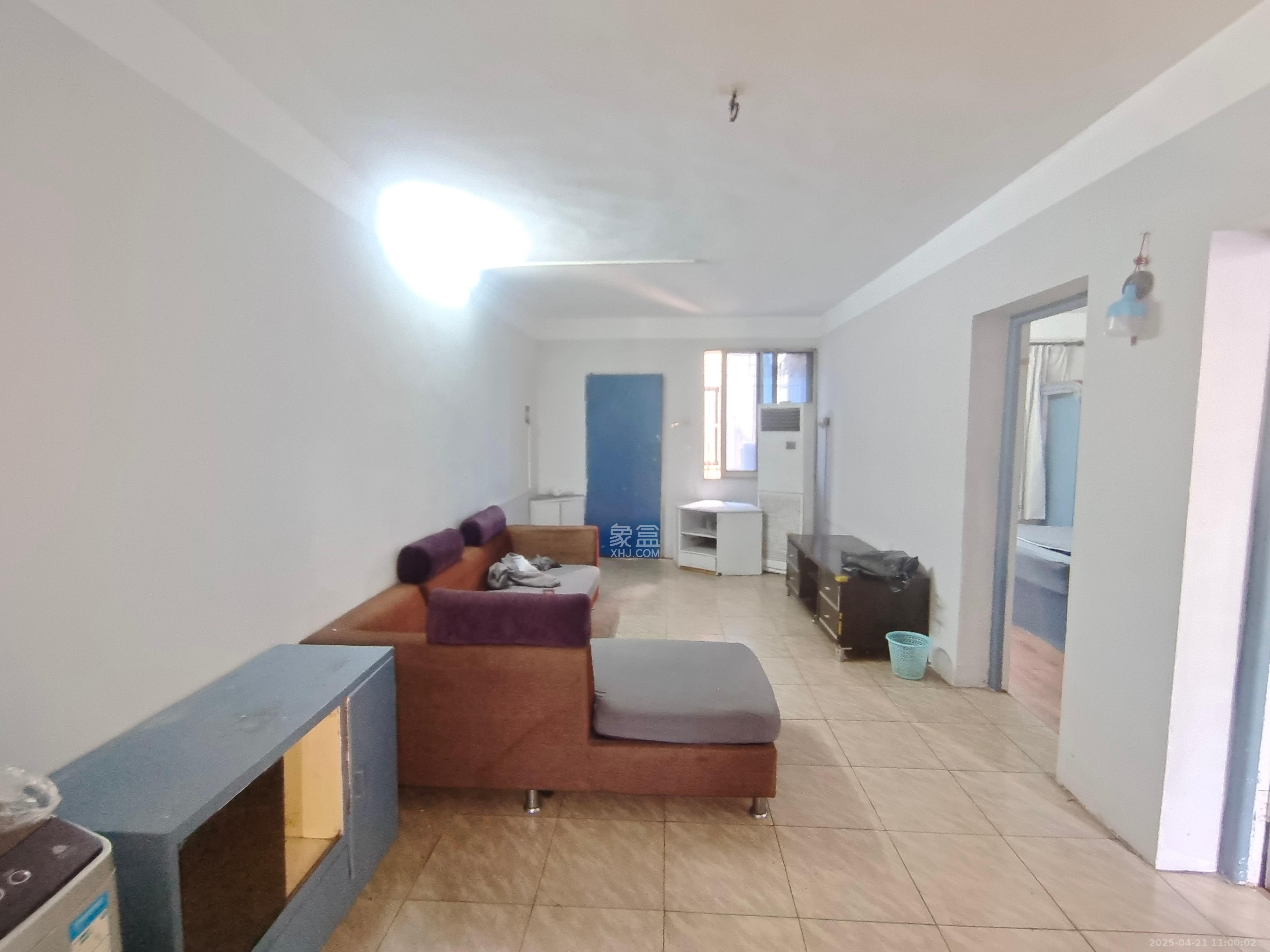 新开铺176号(环线拆迁指挥部) 2室1厅1卫 1300.0元/月 新开铺176号(环线拆迁指挥部) 2室1厅1卫 1300.0元/月室内图