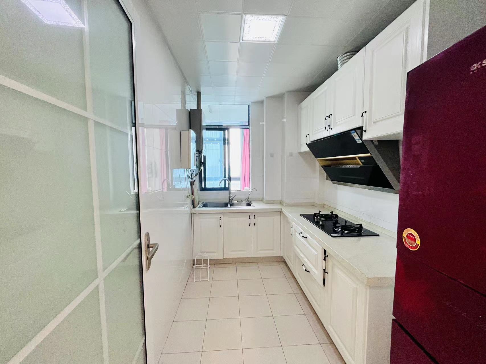 新都汇 2室2厅1卫 1300.0元/月 新都汇 2室2厅1卫 1300.0元/月室内图