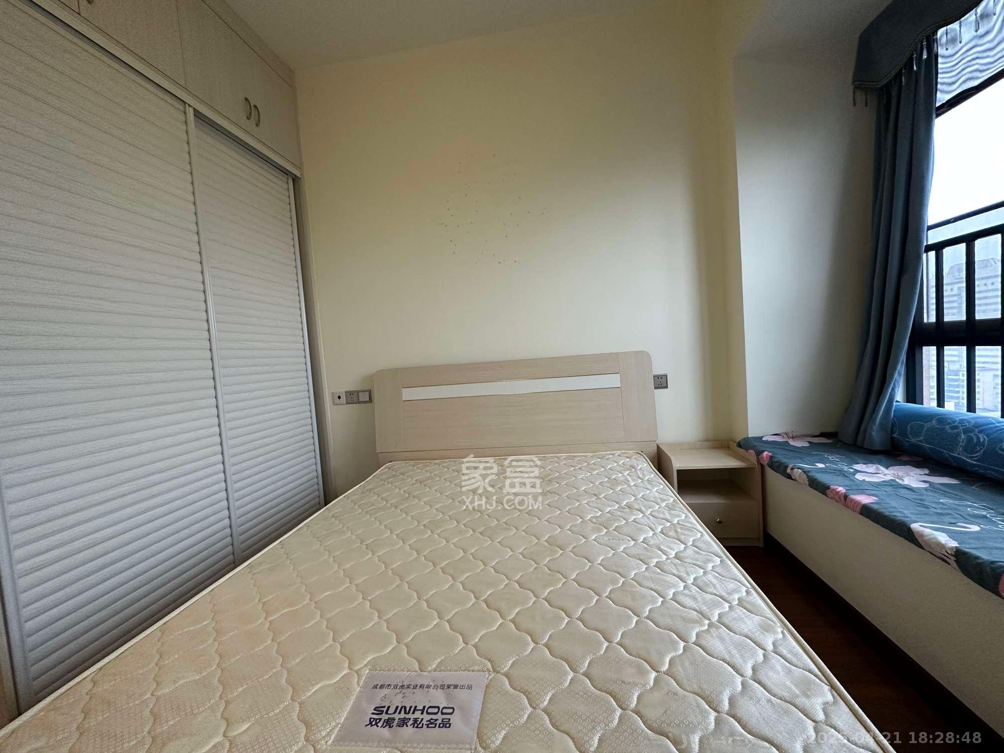 荣悦台 1室1厅1卫 2400.0元/月 荣悦台 1室1厅1卫 2400.0元/月室内图