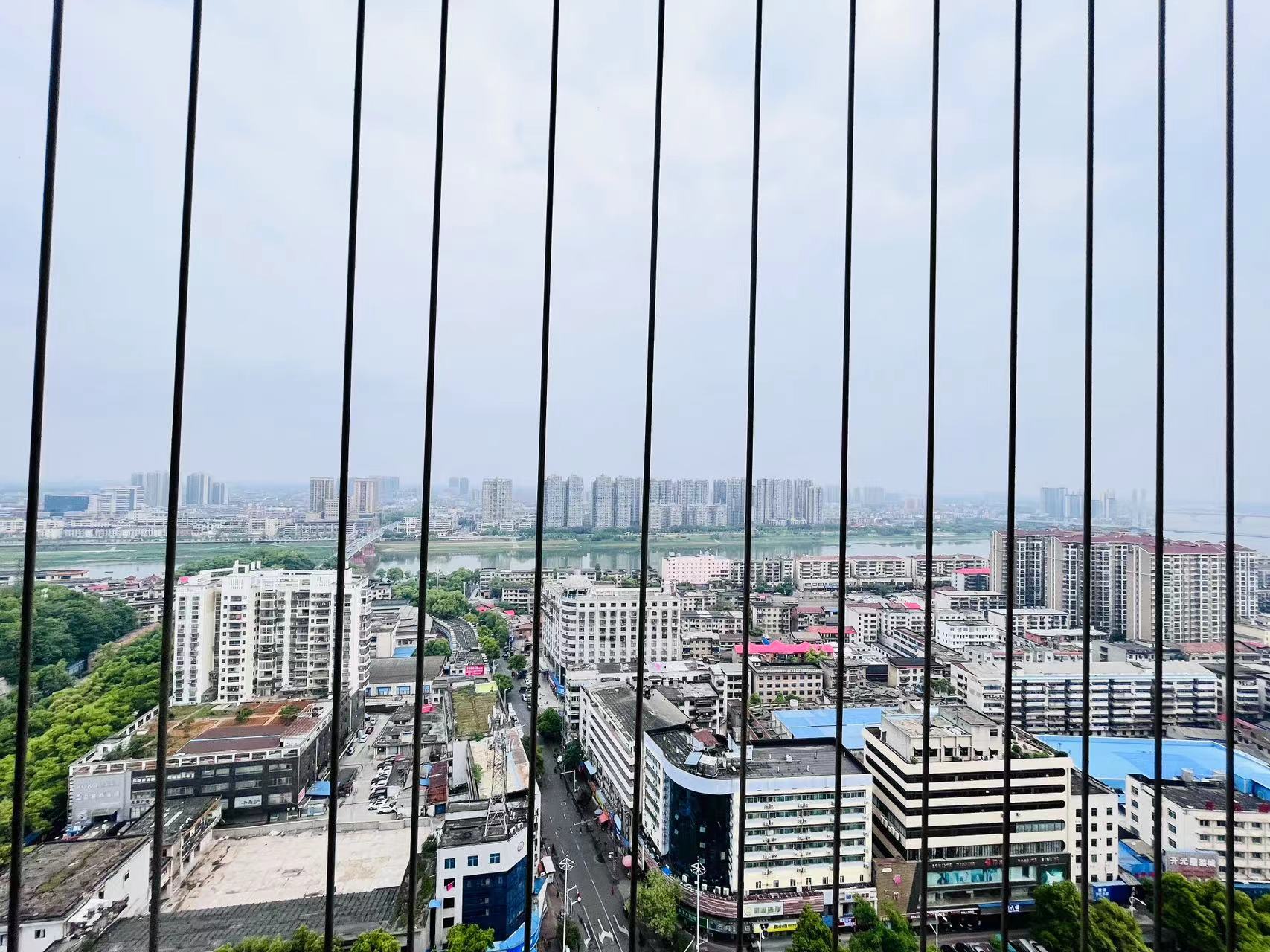 新都汇 2室2厅1卫 1300.0元/月 新都汇 2室2厅1卫 1300.0元/月室内图