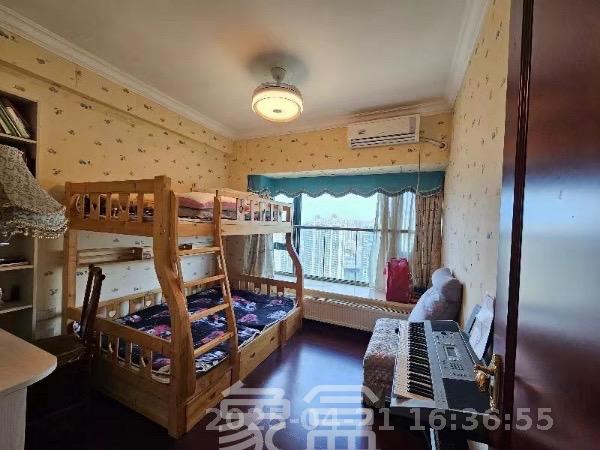 恒大雅苑 3室2厅2卫 2800.0元/月 恒大雅苑 3室2厅2卫 2800.0元/月室内图