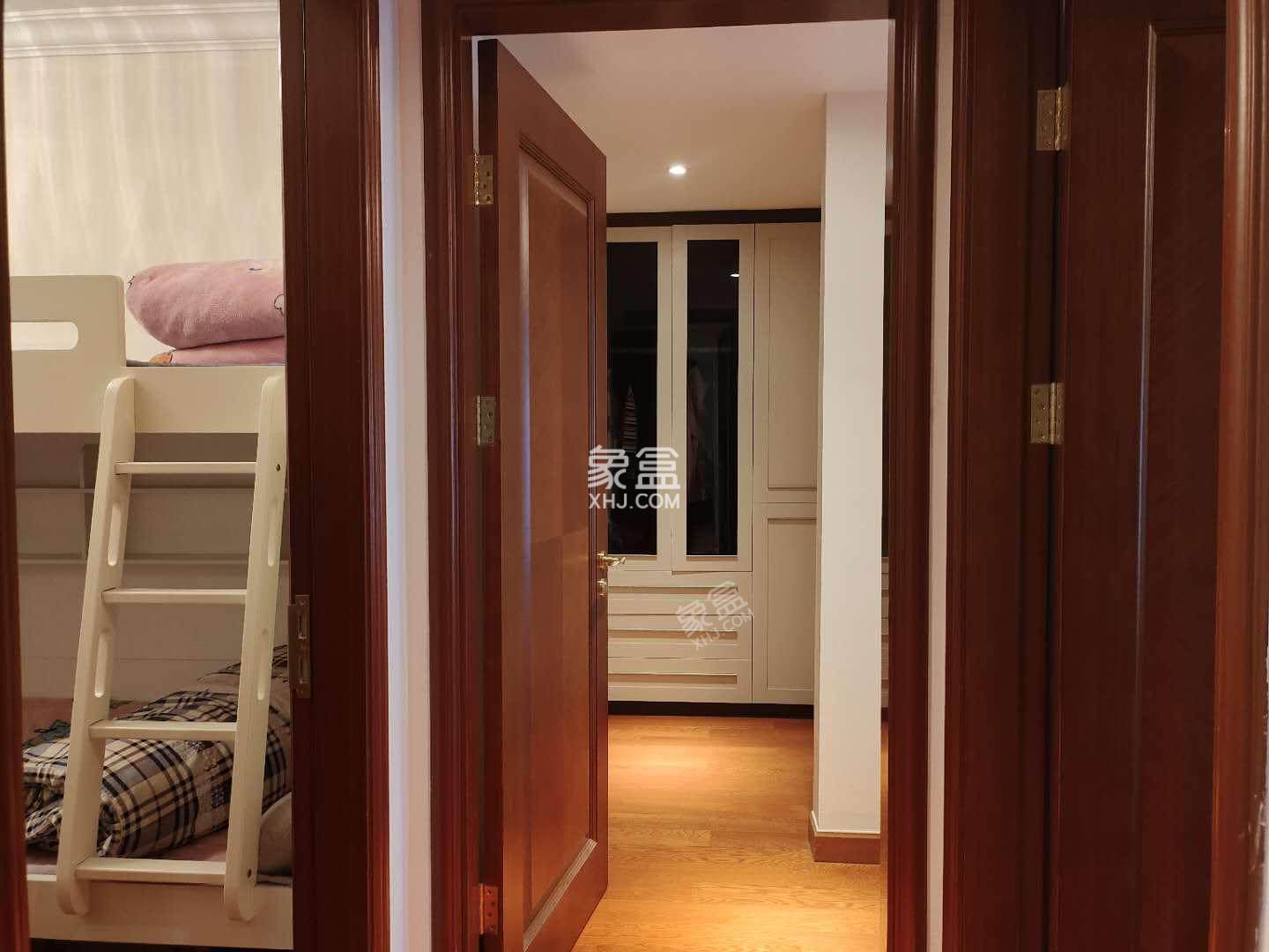 恒大绿洲  3室2厅2卫   2800.00元/月室内图