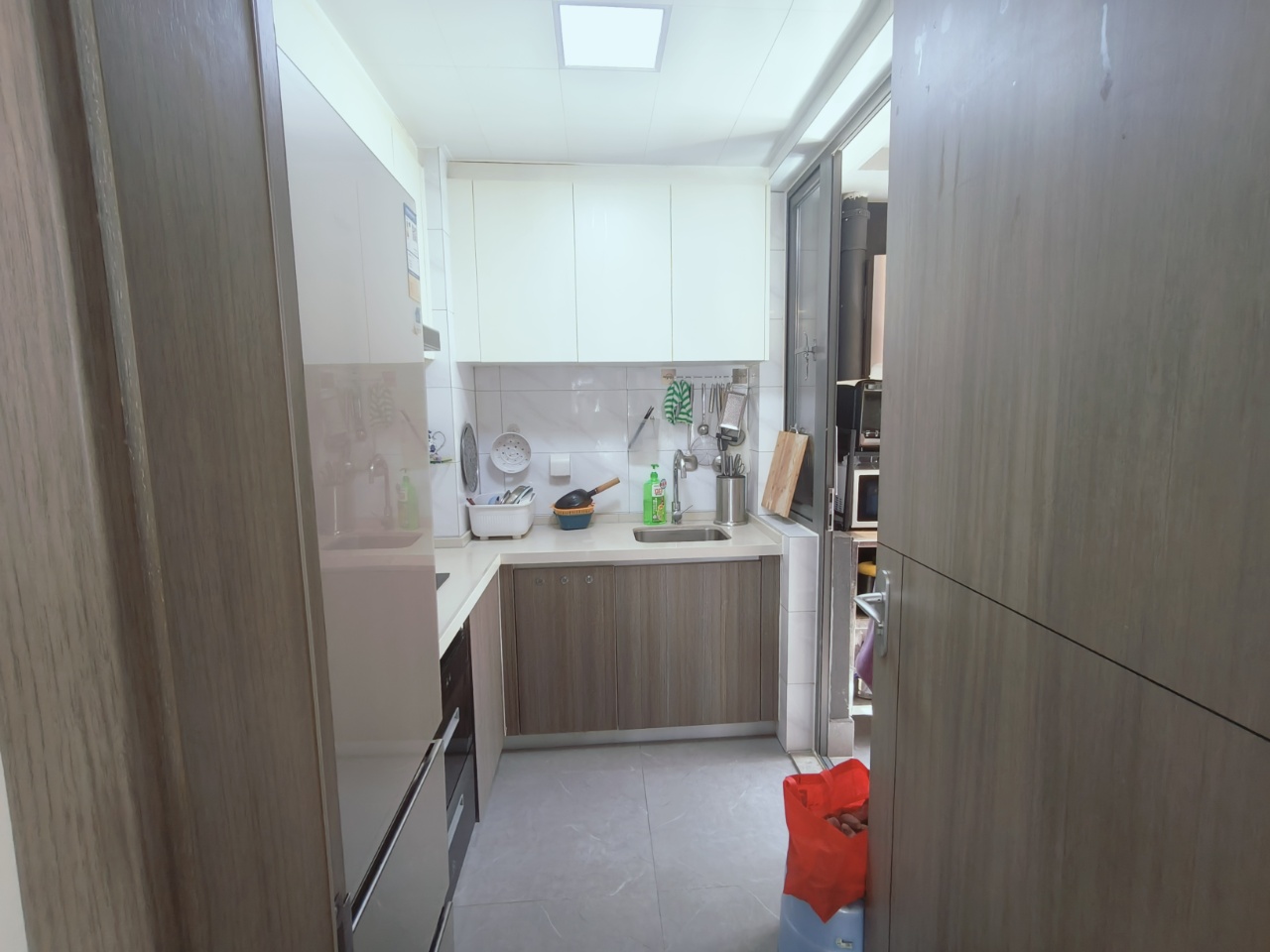 华侨城曦海岸1期 1室0厅0卫 159.9万 华侨城曦海岸1期 1室0厅0卫 159.9万客厅