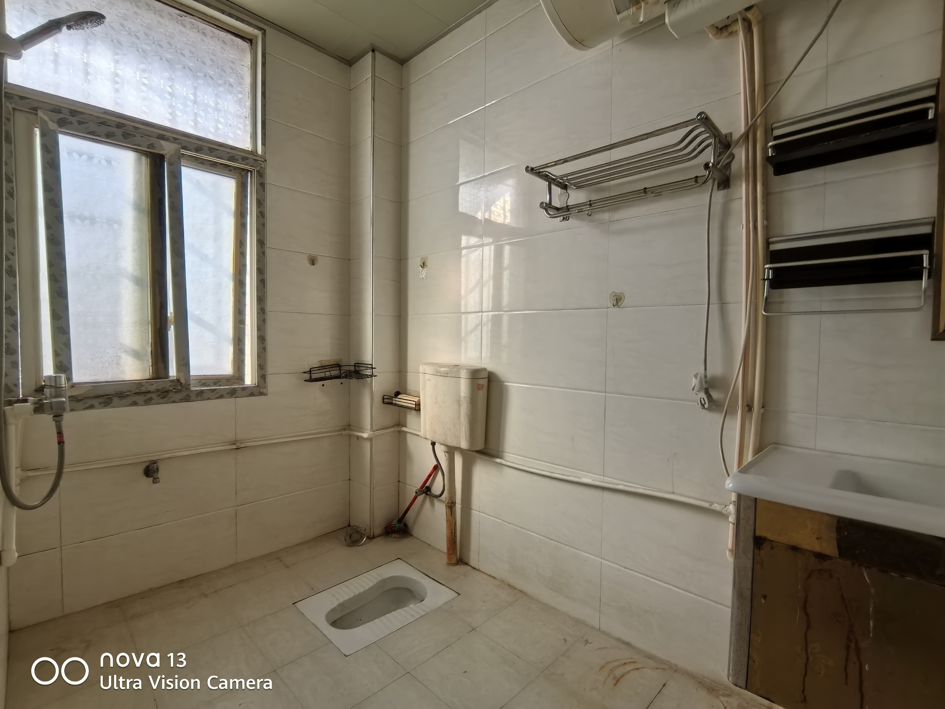 湘中园 1室0厅0卫 58.8万 湘中园 1室0厅0卫 58.8万客厅