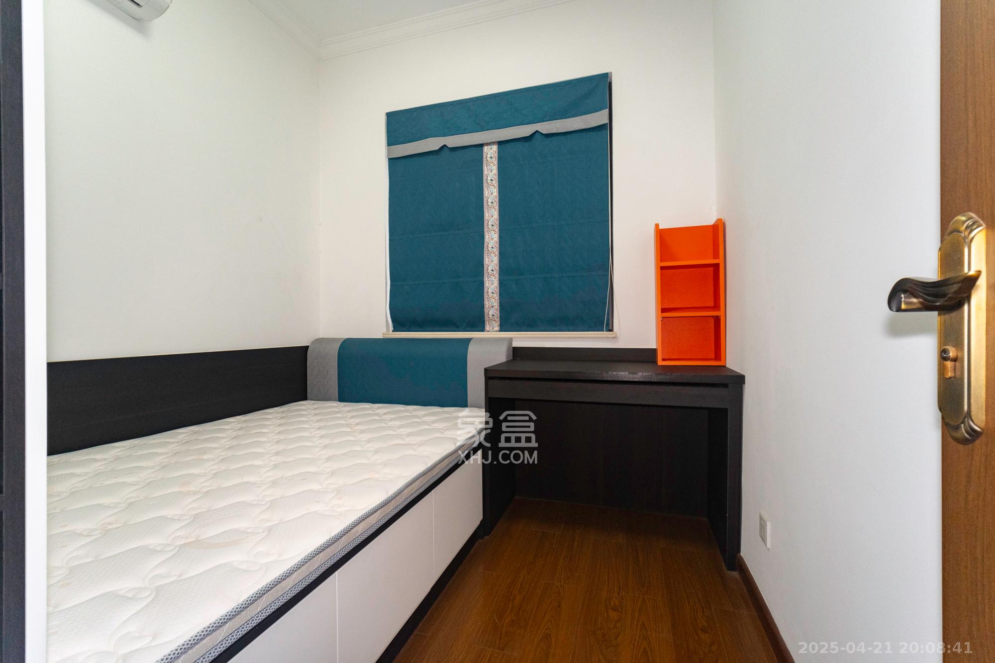 旺德府恺悦国际  3室2厅2卫    74.8万 旺德府恺悦国际  3室2厅2卫    74.8万卧室