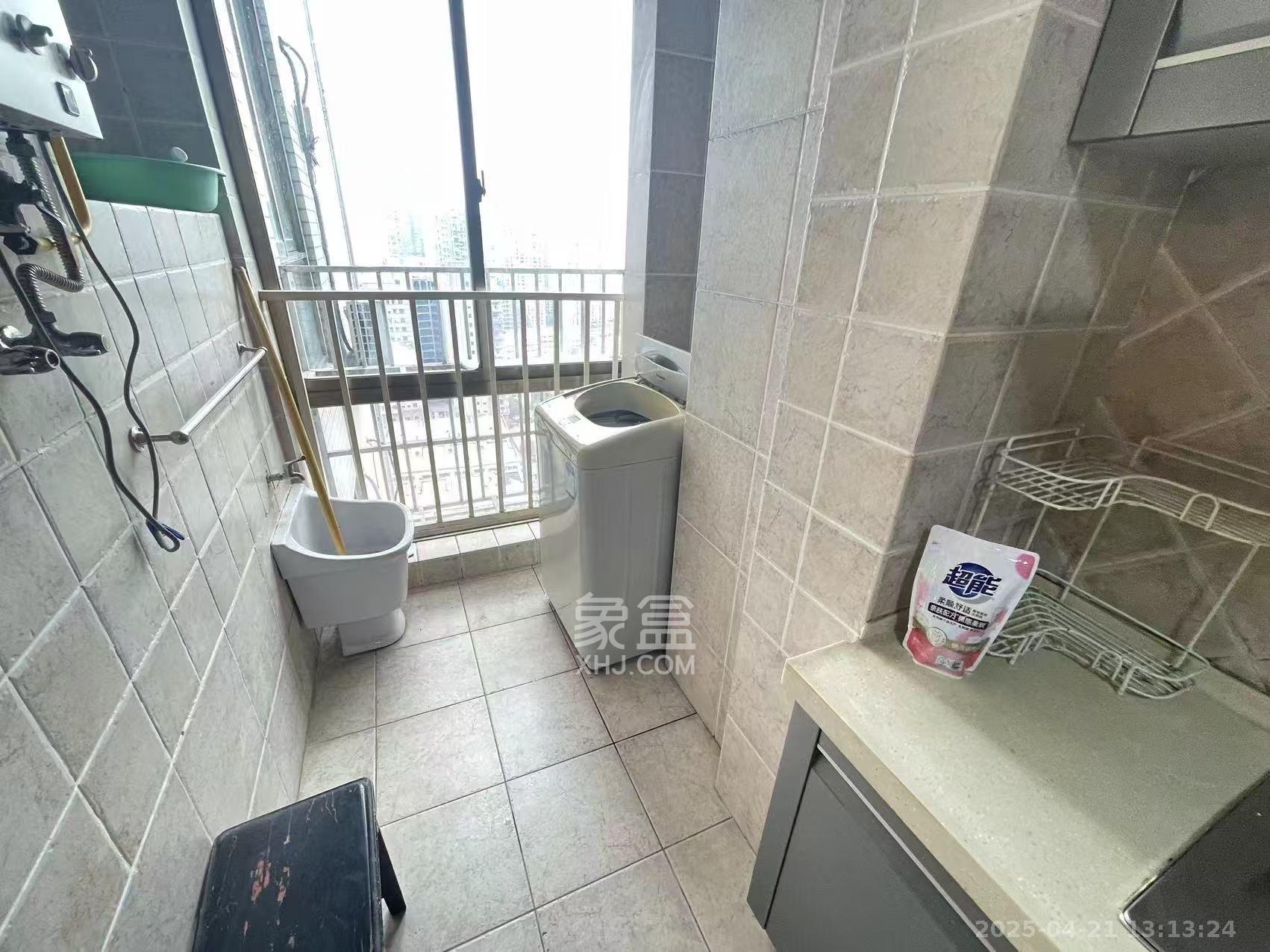 欧陆经典  3室2厅2卫   3600.00元/月室内图