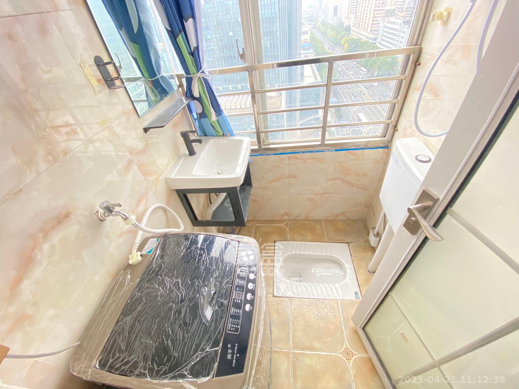 建鸿达现代城  1室1厅1卫   1300.00元/月室内图