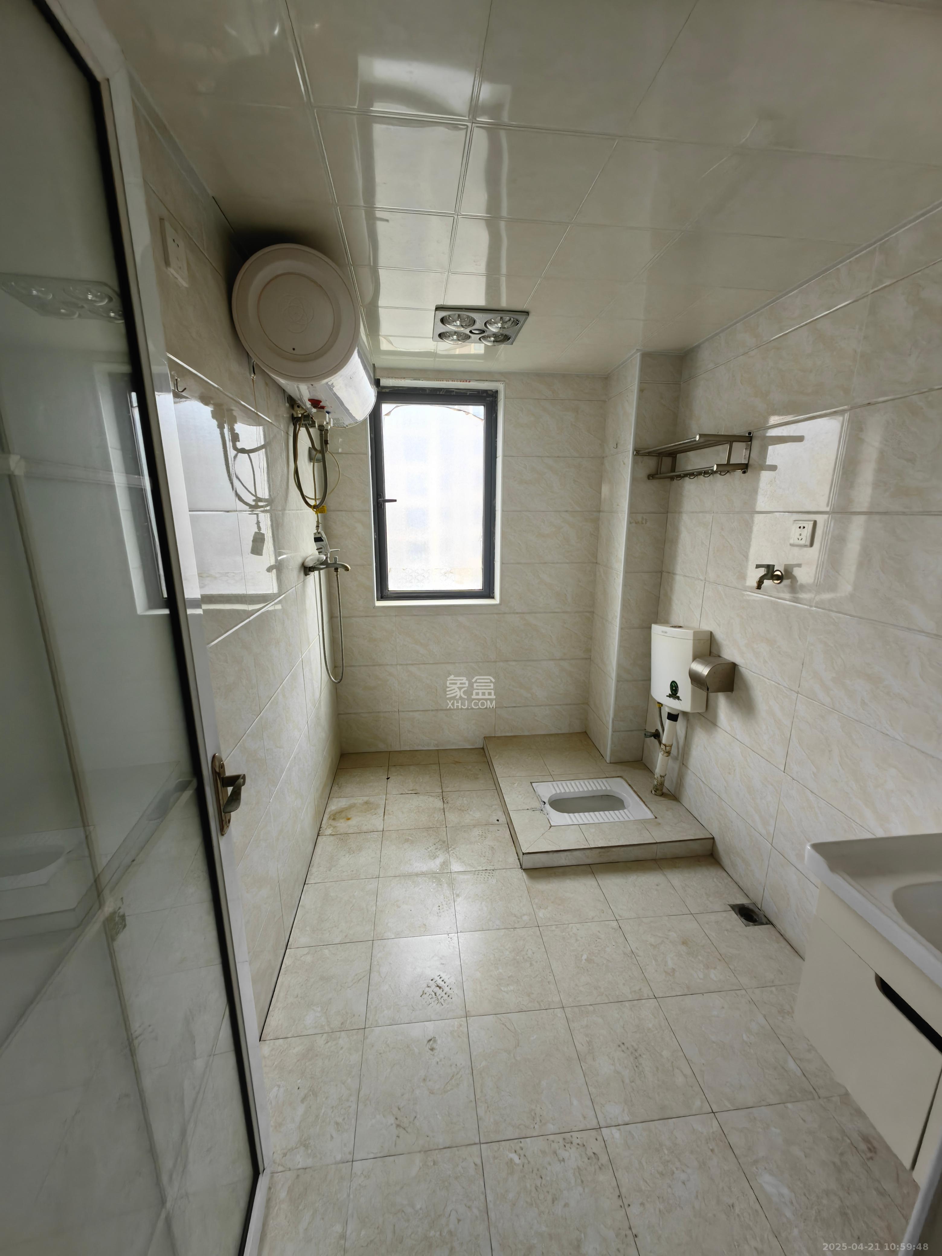 中建芙蓉嘉苑 3室2厅2卫 2500.0元/月 中建芙蓉嘉苑 3室2厅2卫 2500.0元/月室内图