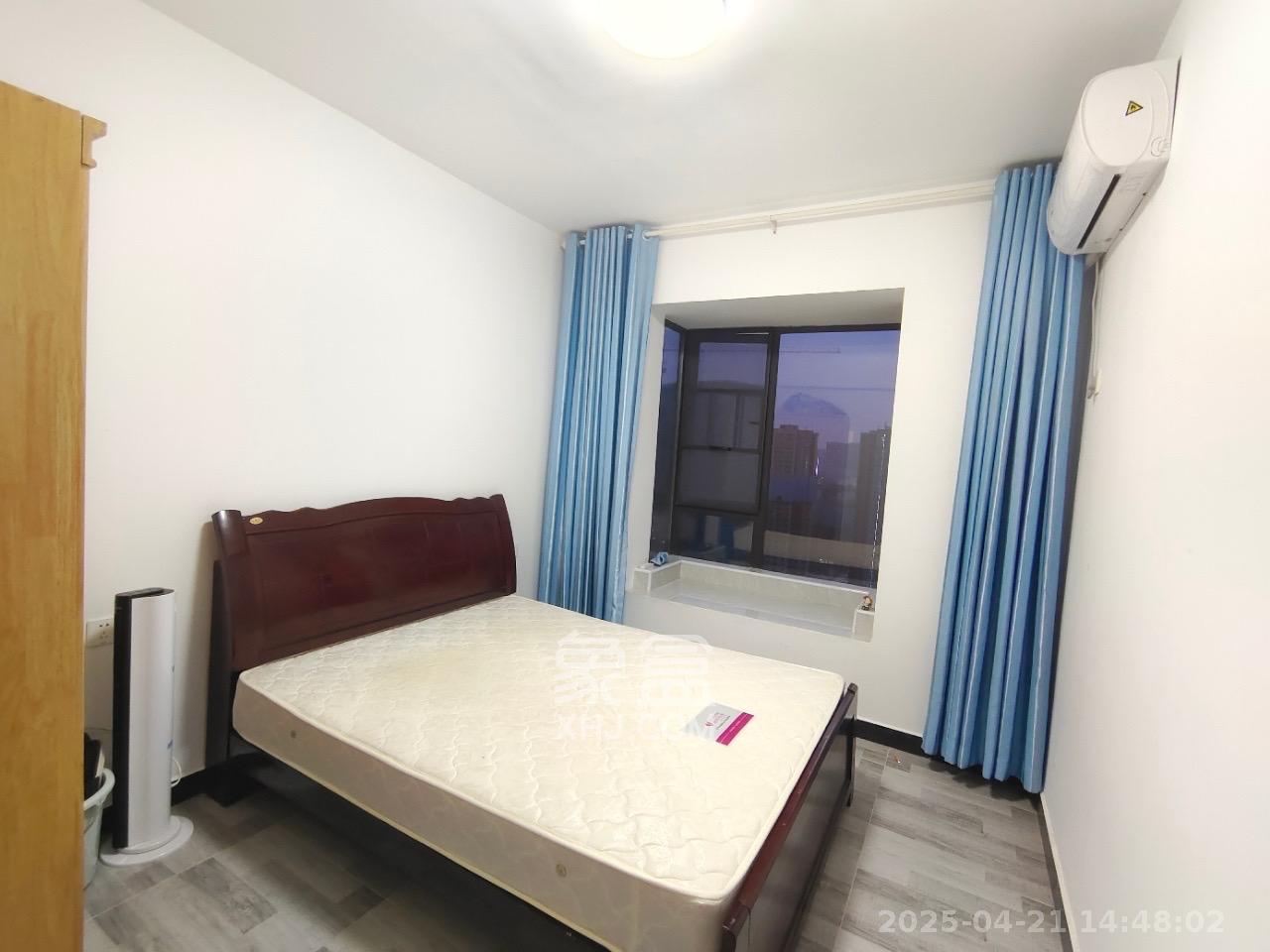 新新花园  3室2厅2卫   2800.00元/月室内图