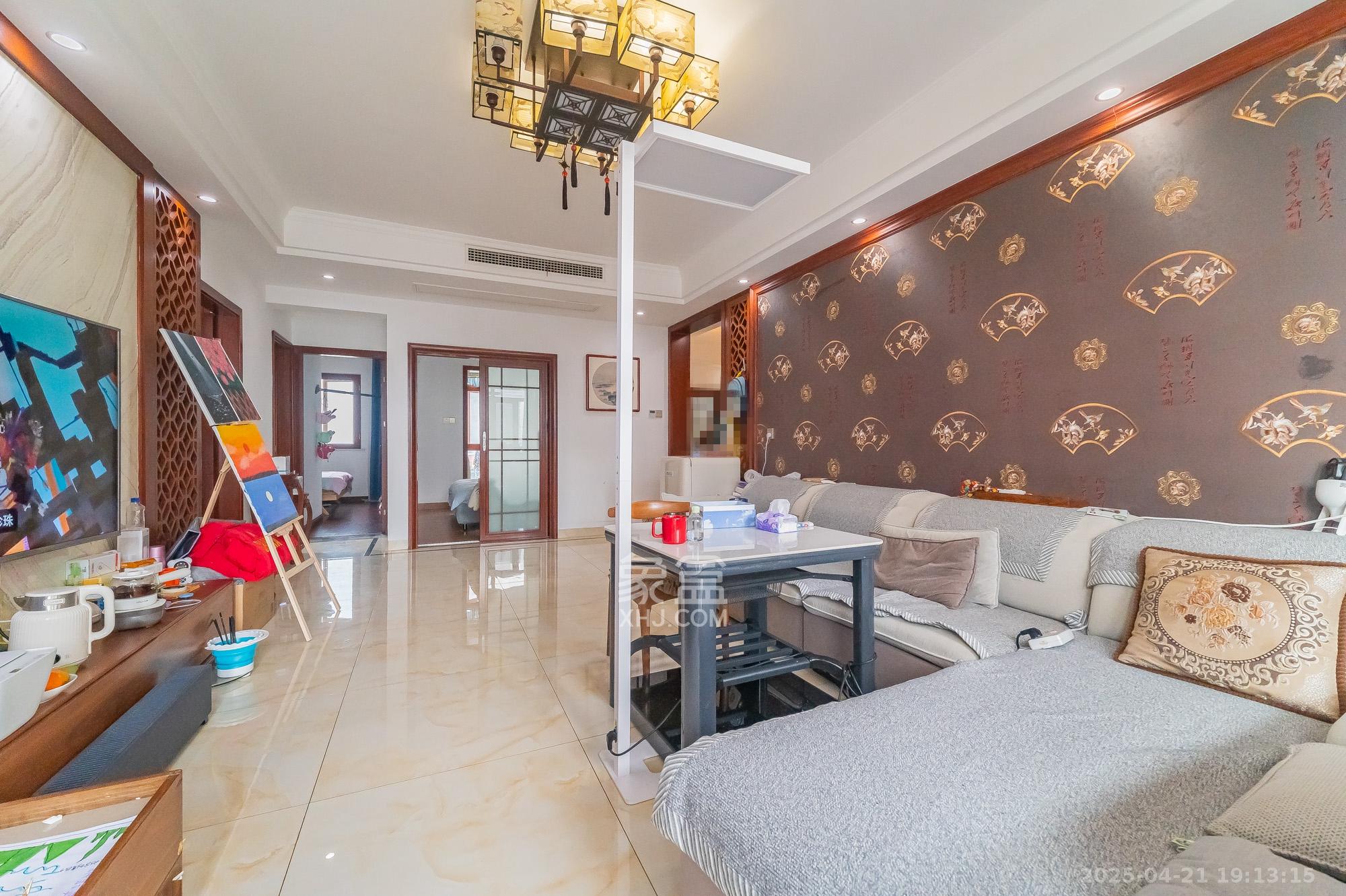 恒基凯旋门三期  3室2厅2卫    135.0万 恒基凯旋门三期  3室2厅2卫    135.0万客厅